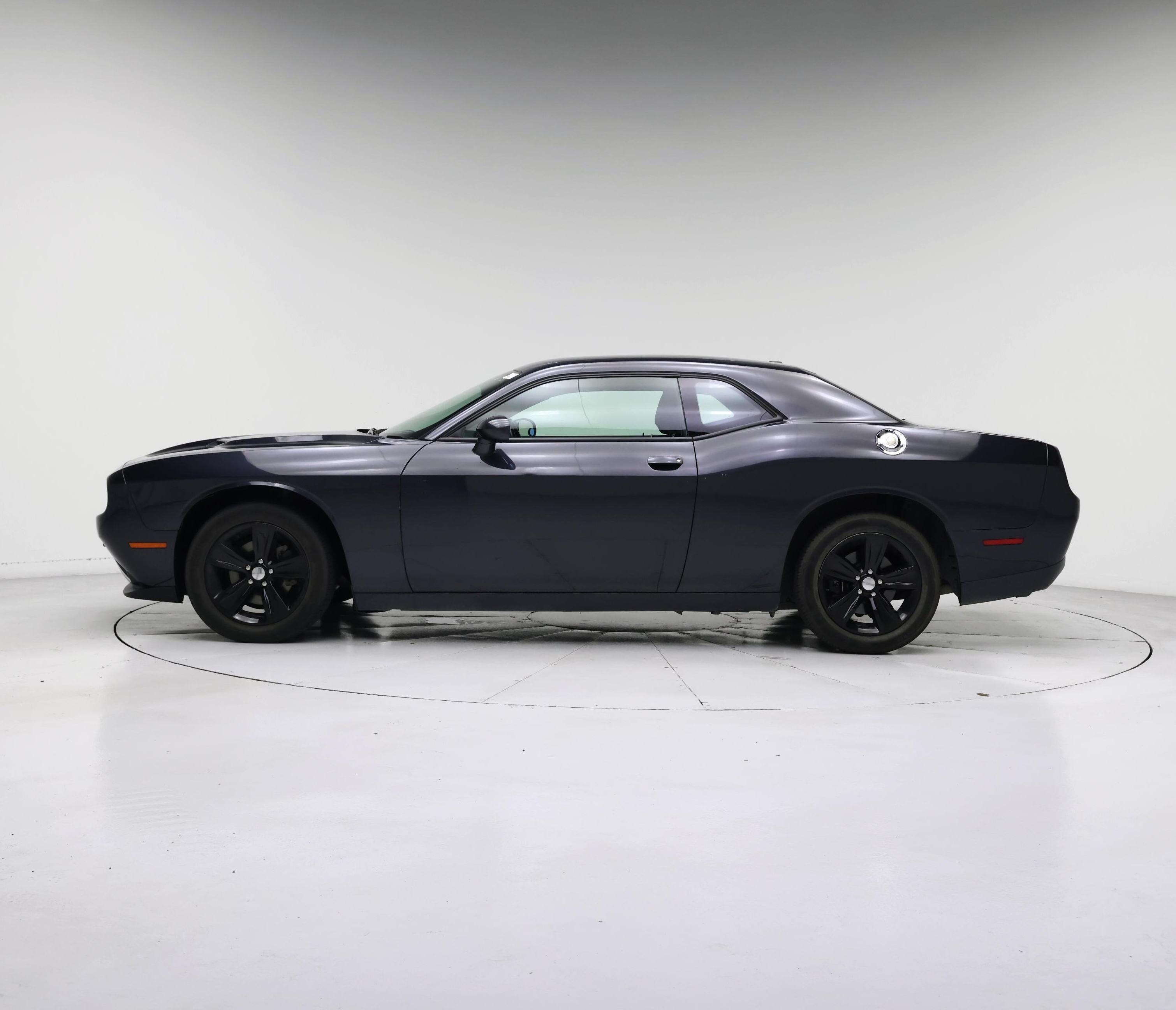 Thumbnail: 2017 Dodge Challenger - 3