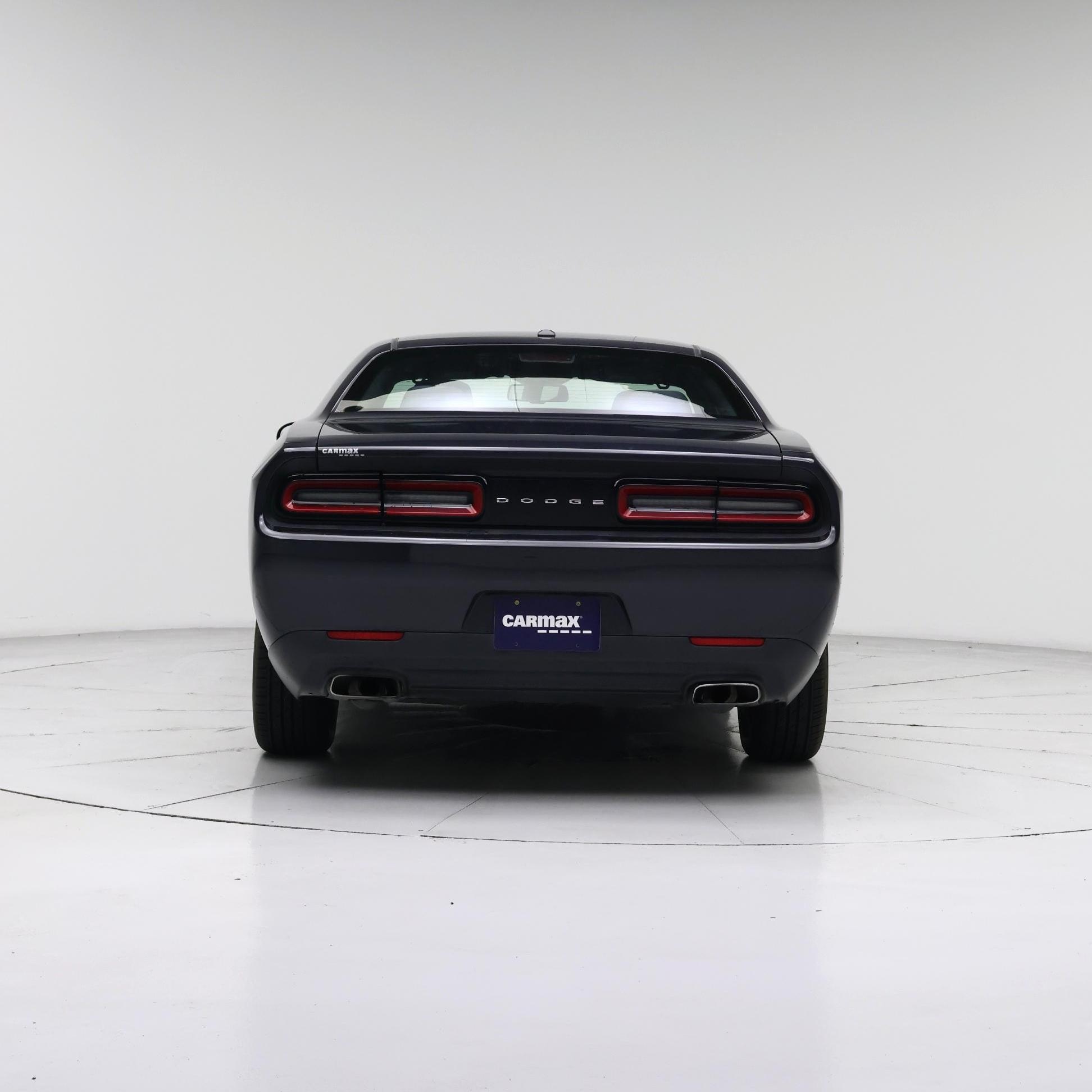 Thumbnail: 2017 Dodge Challenger - 6