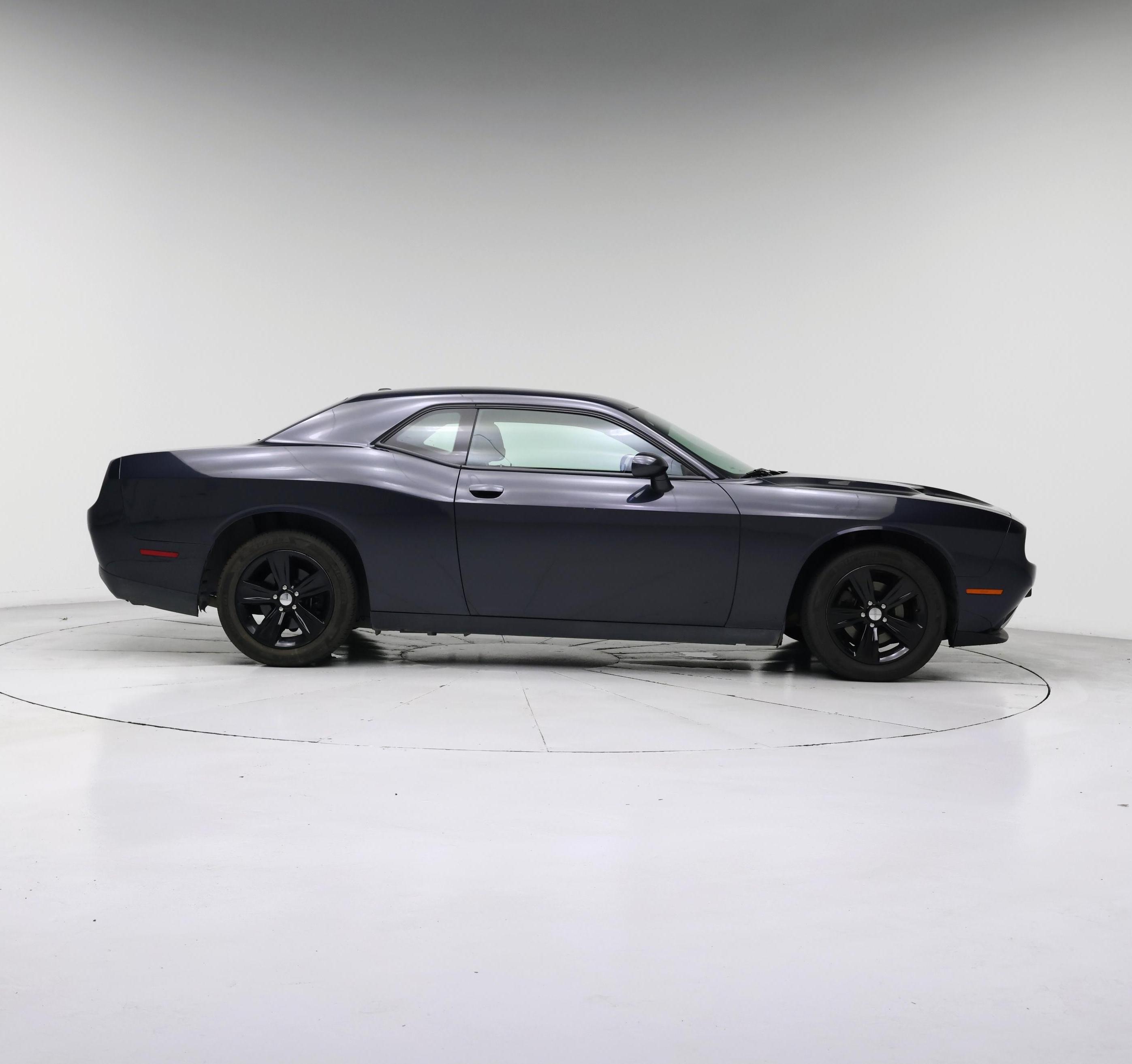 Thumbnail: 2017 Dodge Challenger - 7