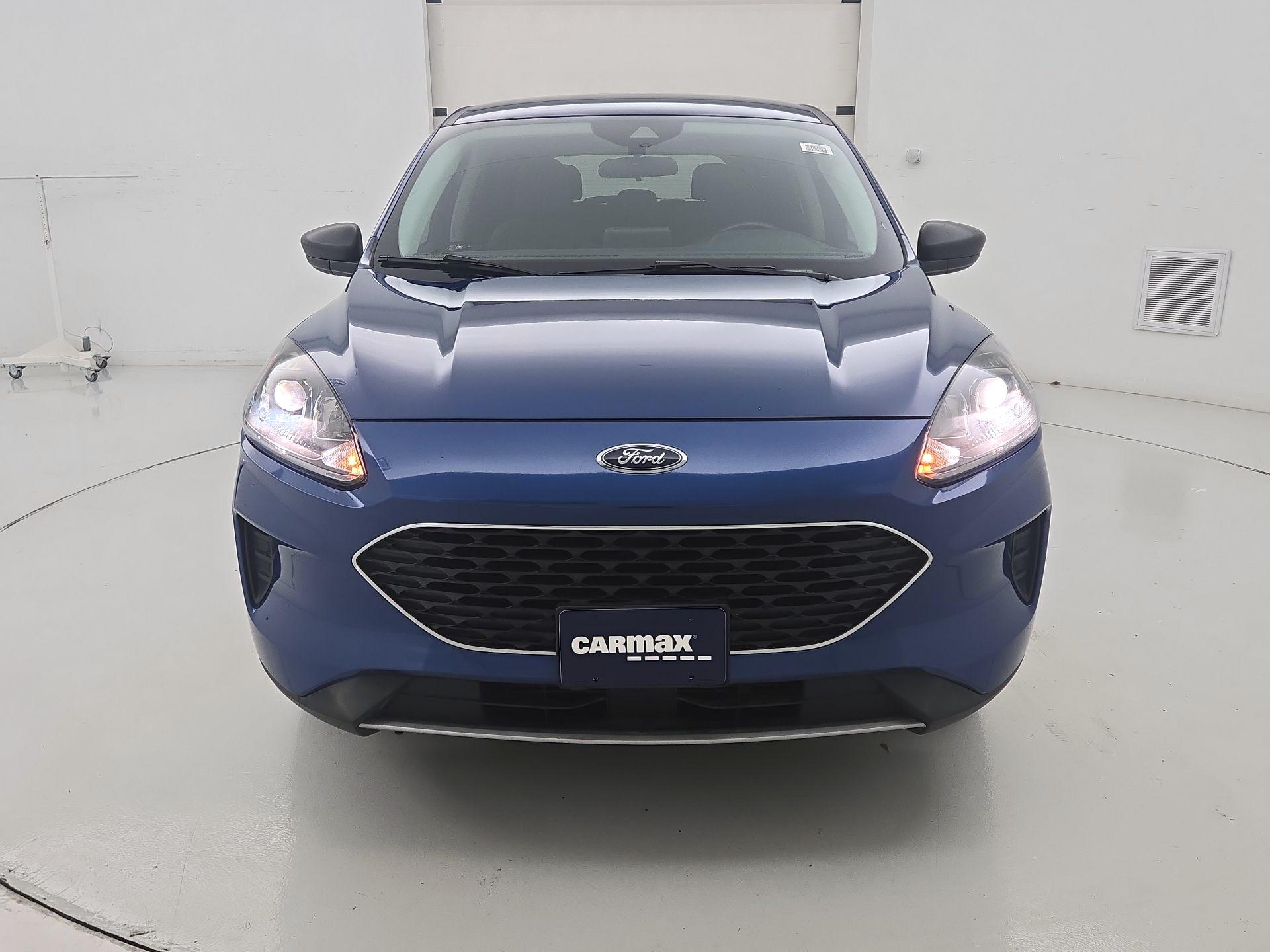 Thumbnail: 2022 Ford Escape - 2