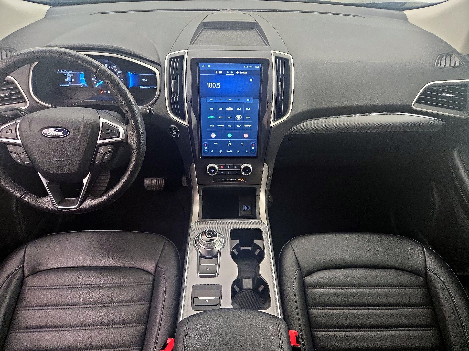 Thumbnail: 2021 Ford Edge - 9