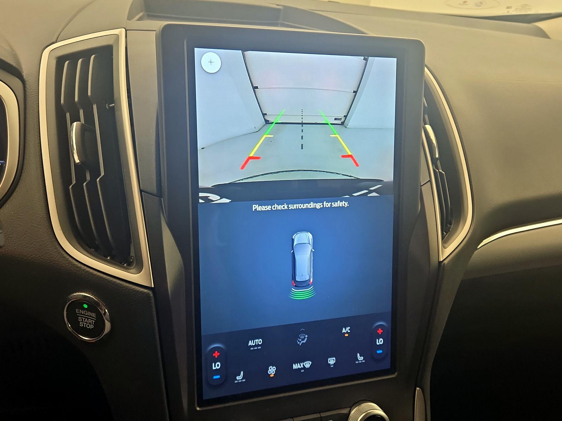 Thumbnail: 2021 Ford Edge - 14