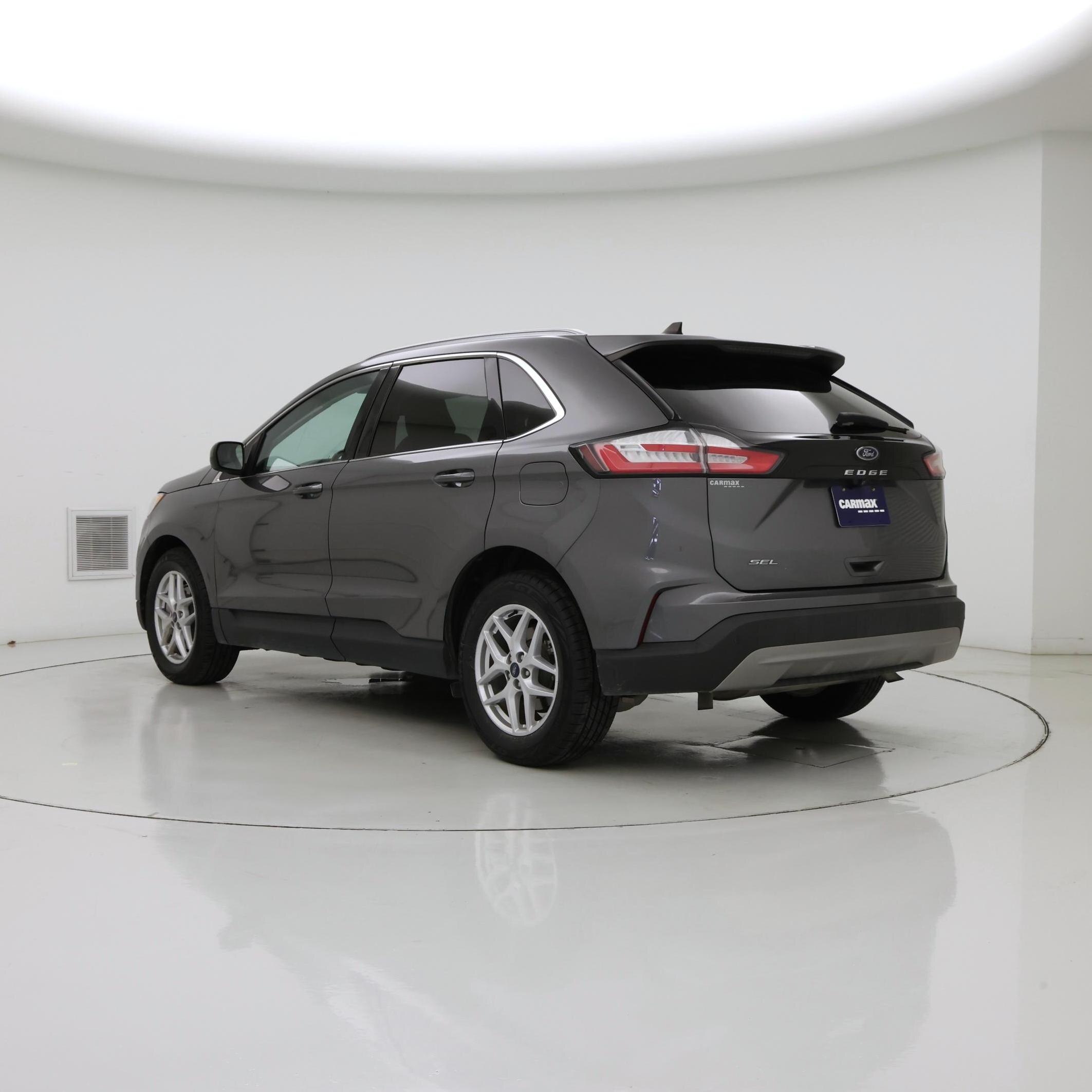 Thumbnail: 2021 Ford Edge - 2