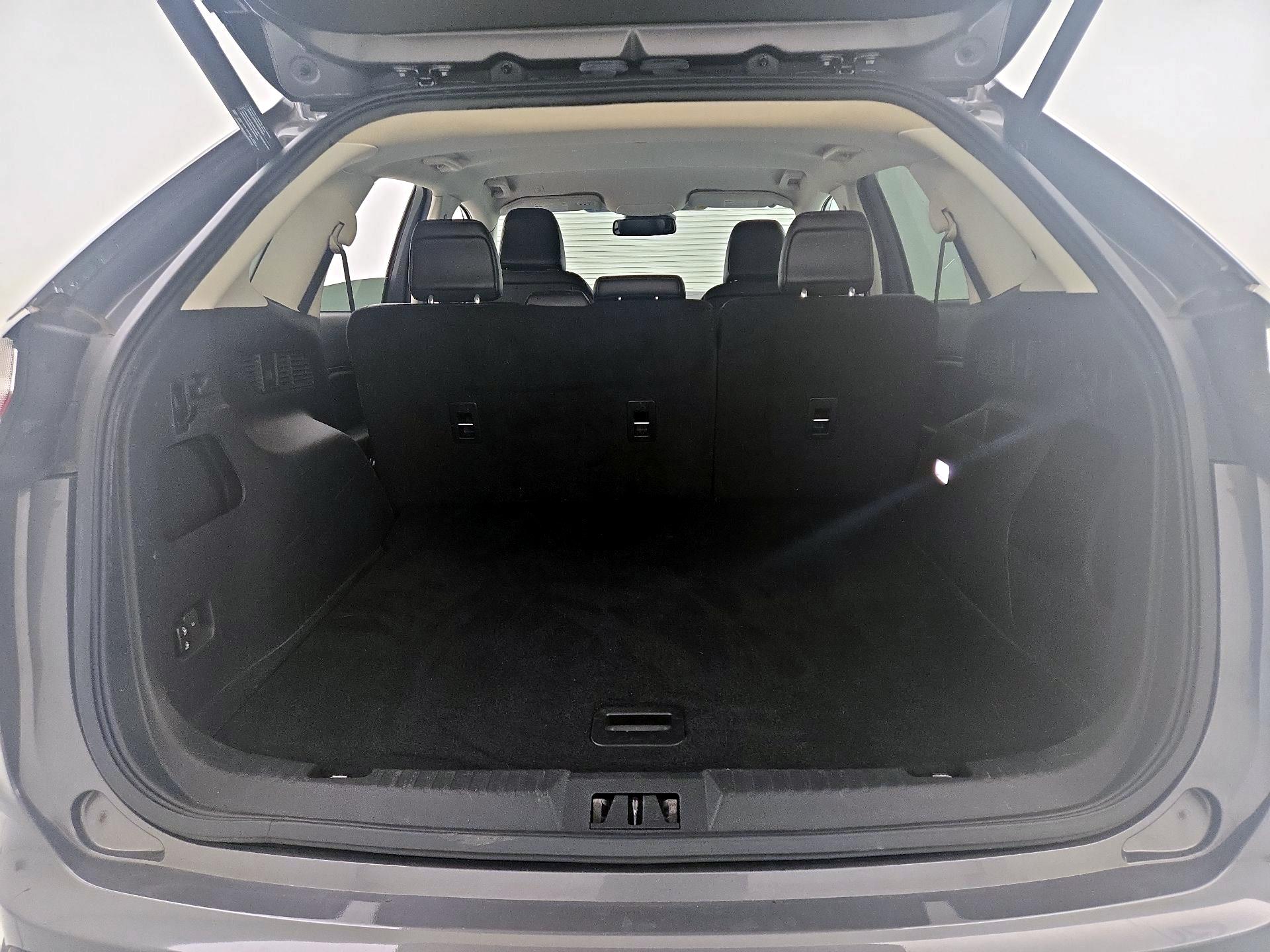 Thumbnail: 2021 Ford Edge - 20