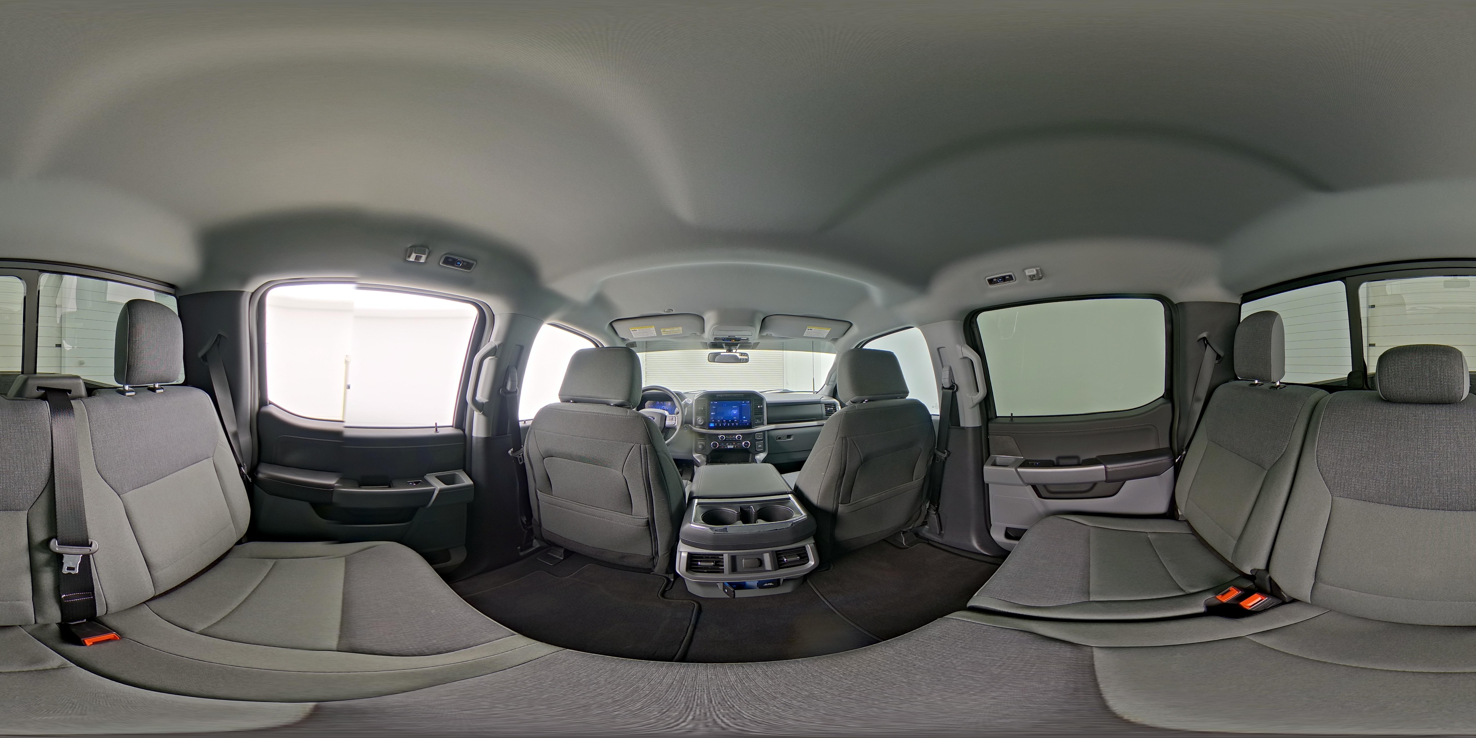 2025 Ford F-150 XLT - Photo 26