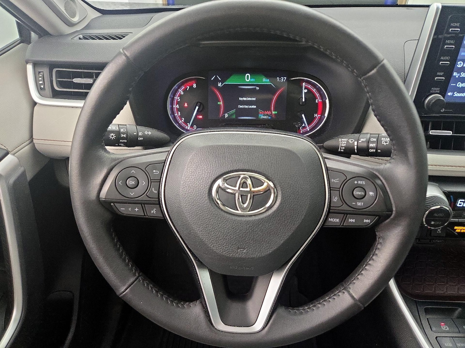 2021 Toyota RAV4 Limited - Photo 11