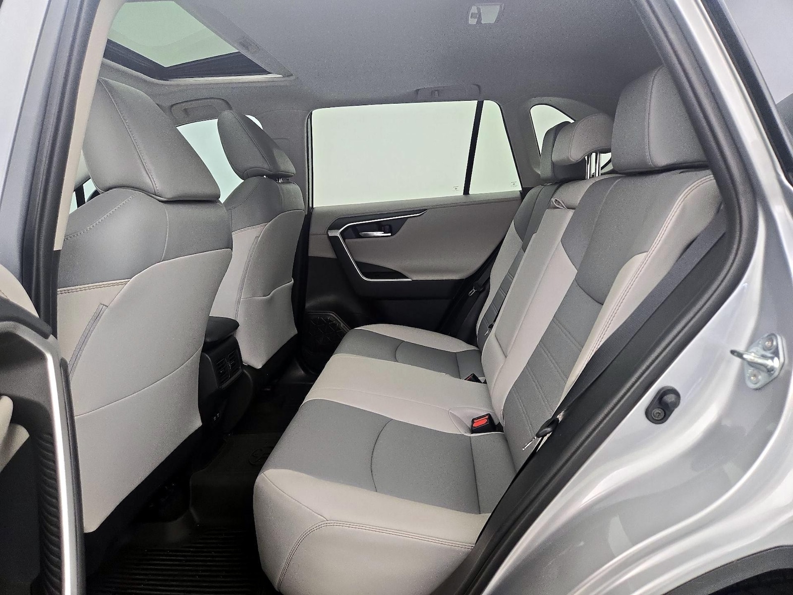2021 Toyota RAV4 Limited - Photo 22