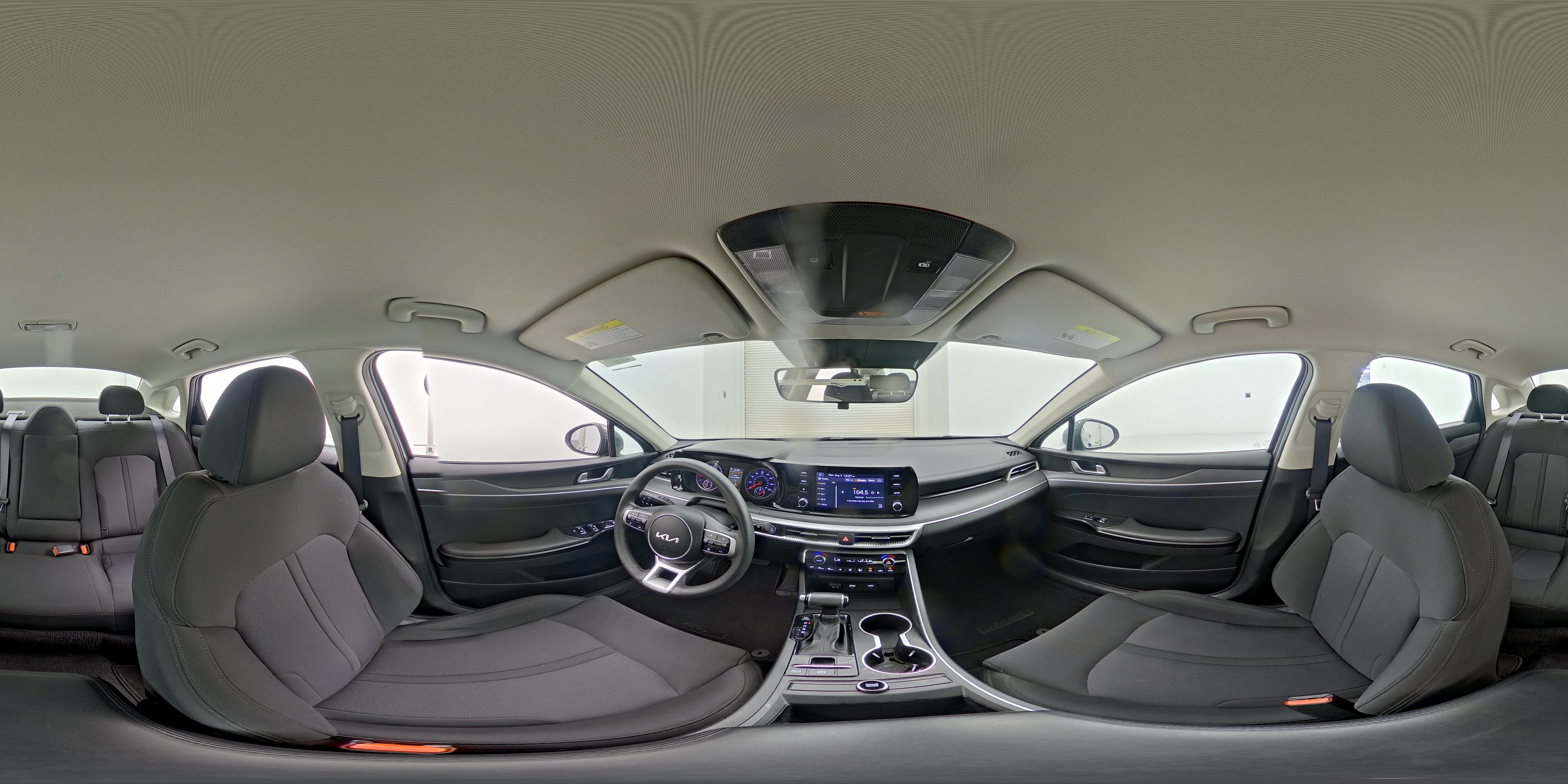 2023 Kia K5 LXS - Photo 24