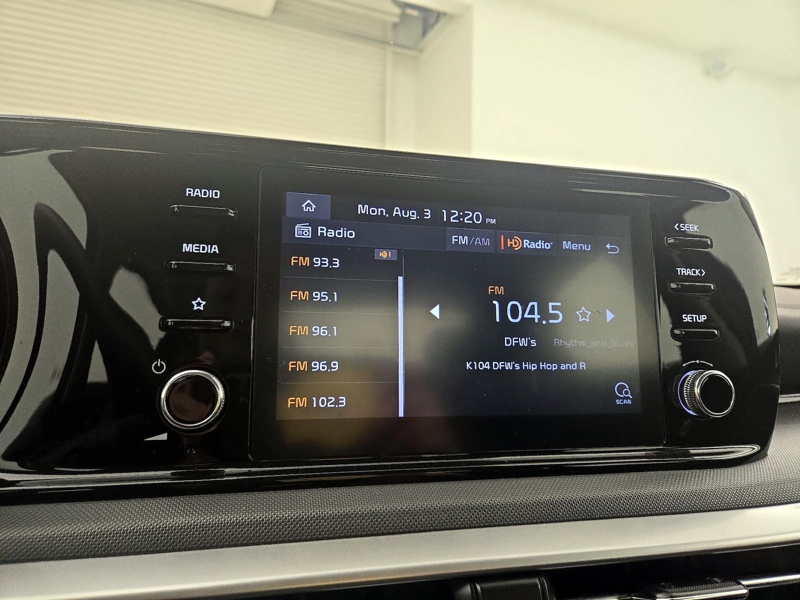 2023 Kia K5 LXS - Photo 16