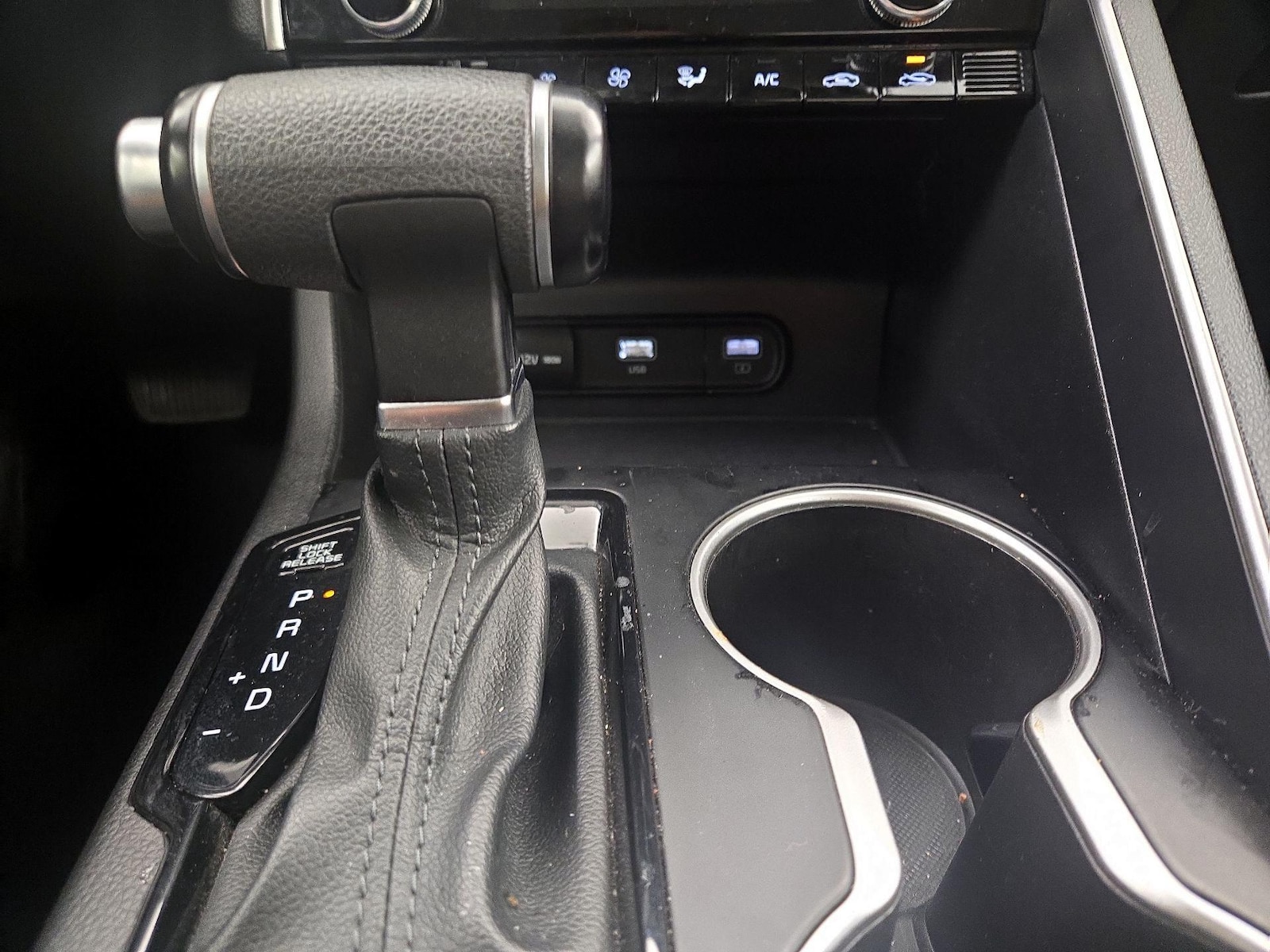 2023 Kia K5 LXS - Photo 18