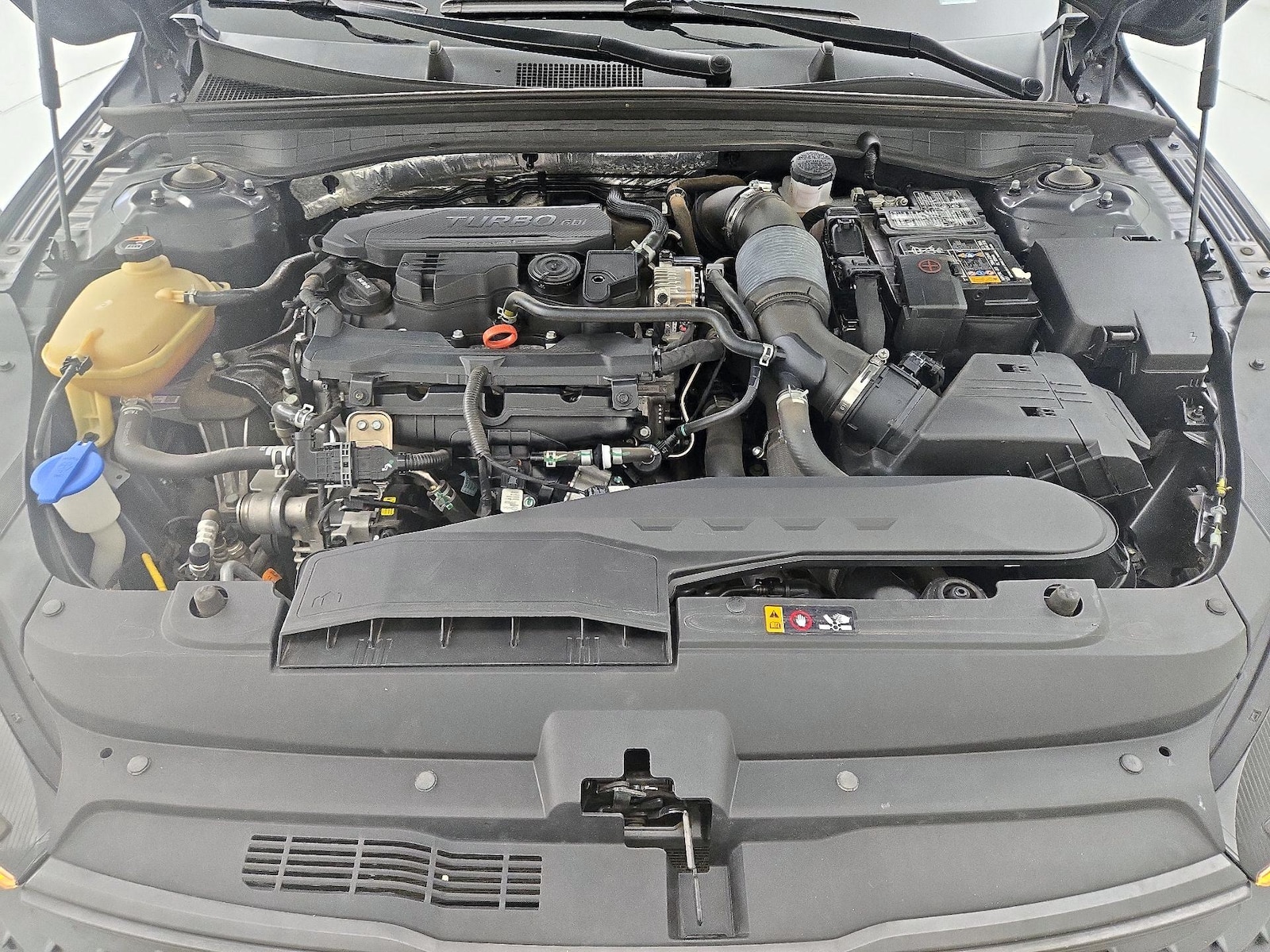 2023 Kia K5 LXS - Photo 22