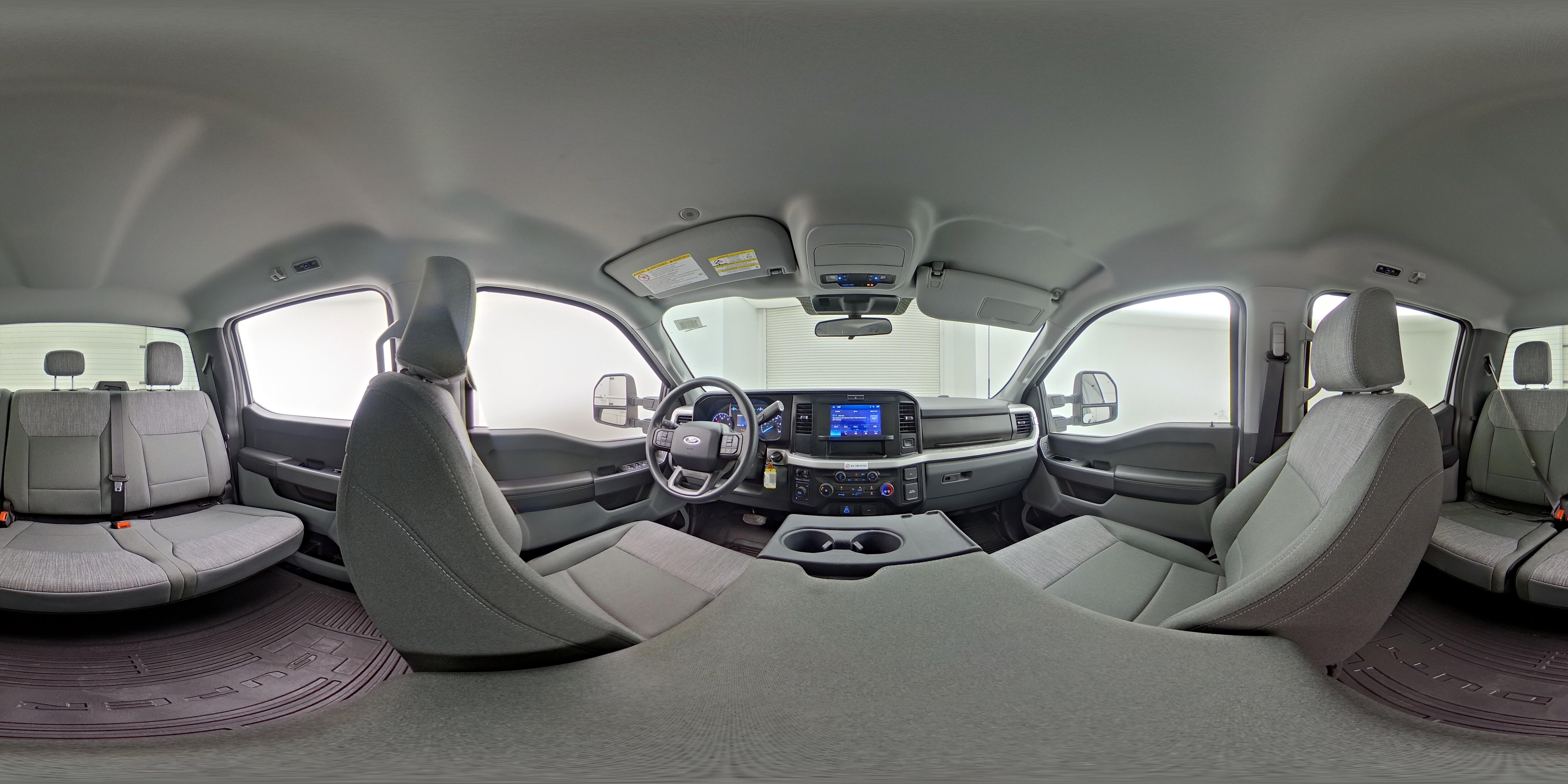 2025 Ford F-250 Super Duty XLT - Photo 24