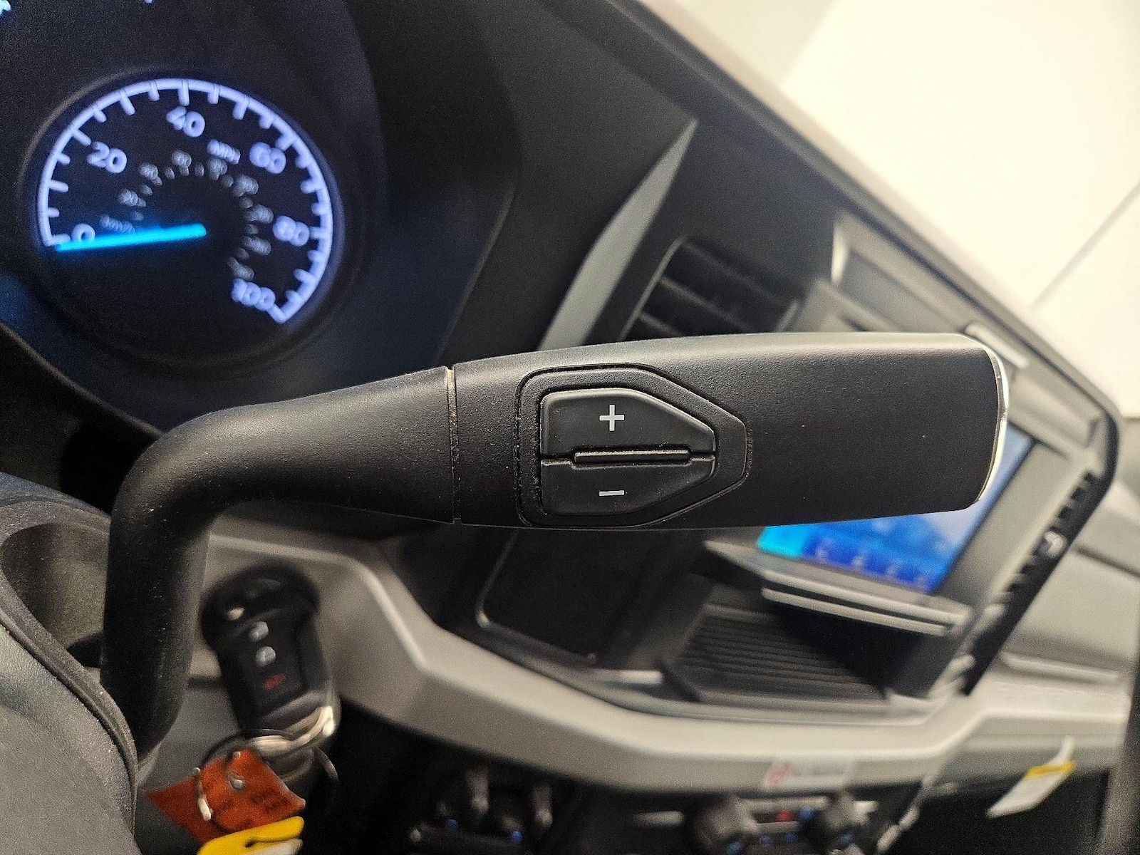 2025 Ford F-250 Super Duty XLT - Photo 18