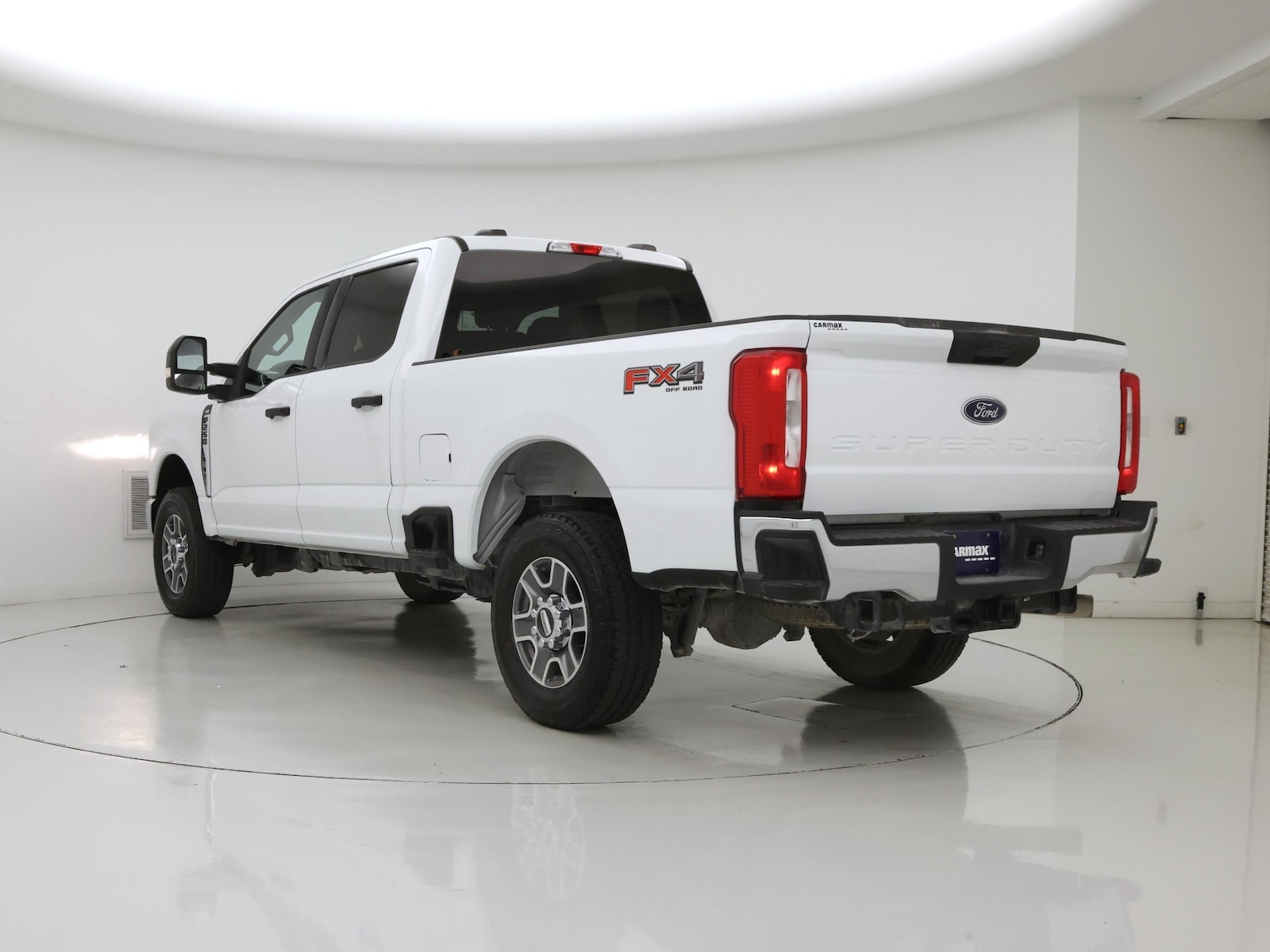 2025 Ford F-250 Super Duty XLT - Photo 3