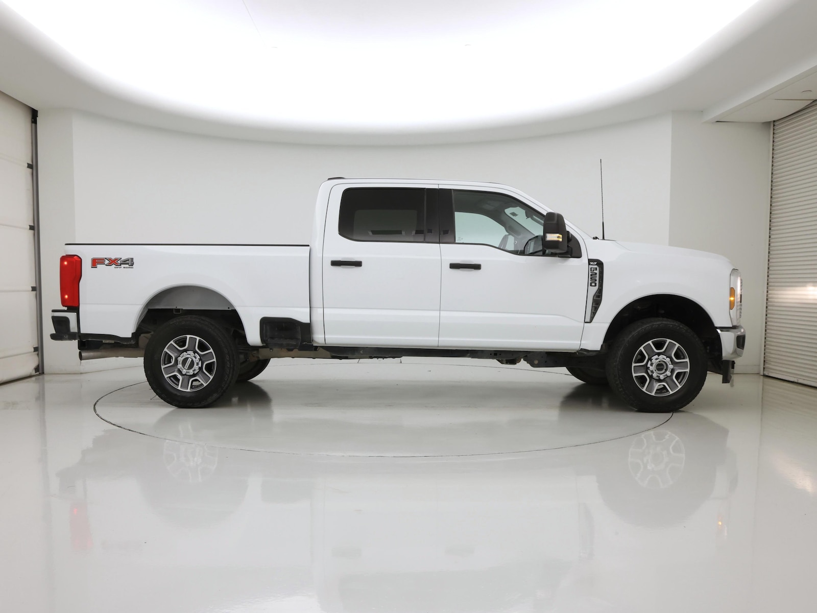 2025 Ford F-250 Super Duty XLT - Photo 8