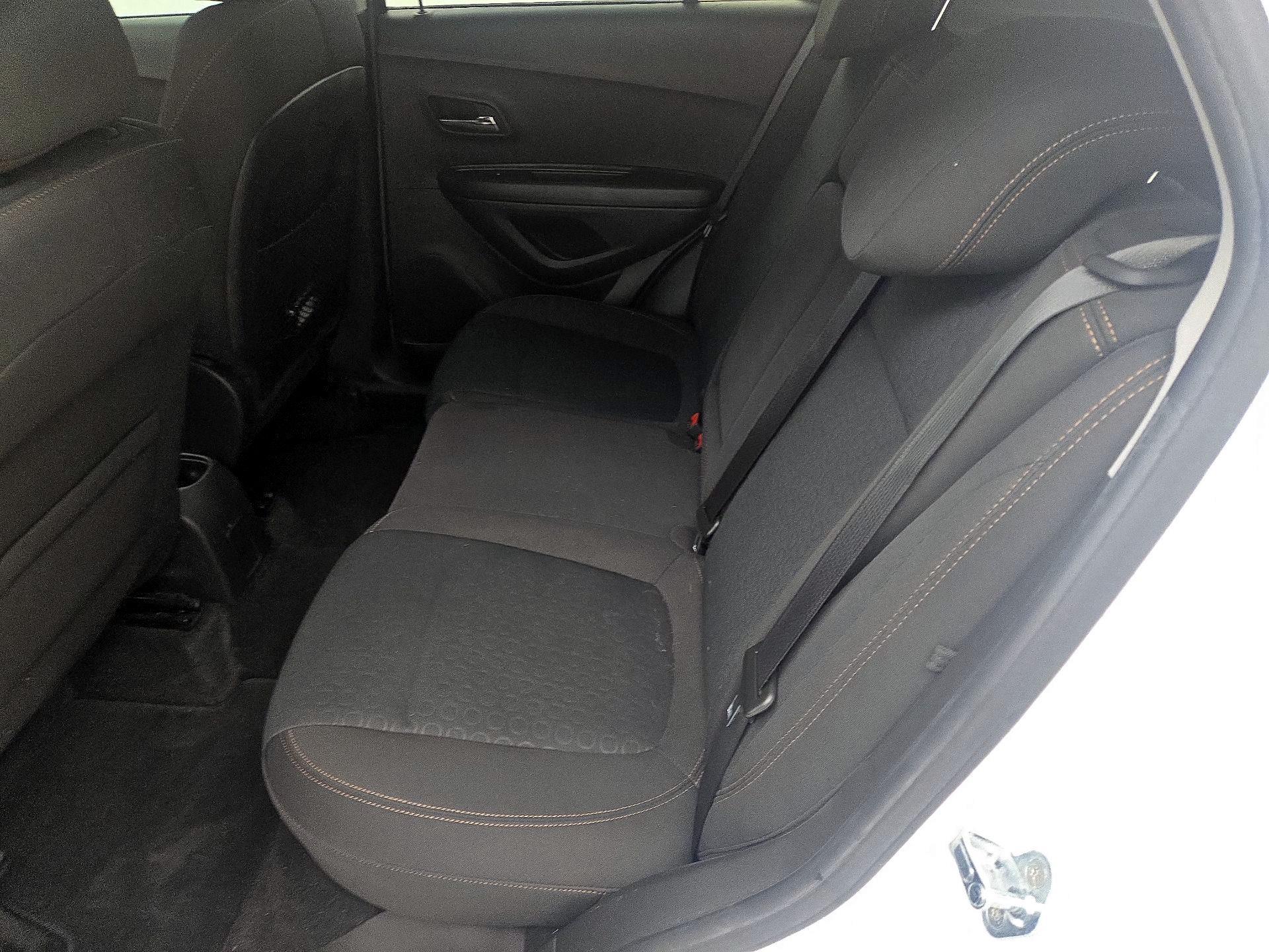 Thumbnail: 2021 Chevrolet Trax - 17
