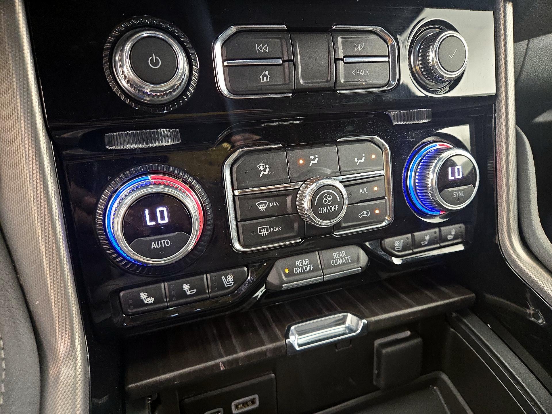 Thumbnail: 2021 GMC Yukon XL - 14