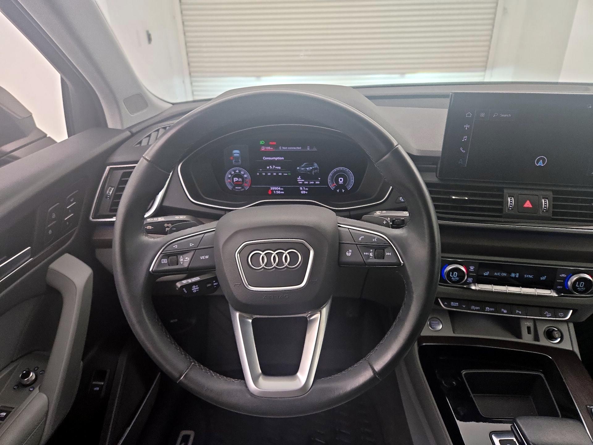 Thumbnail: 2023 Audi Q5 - 10