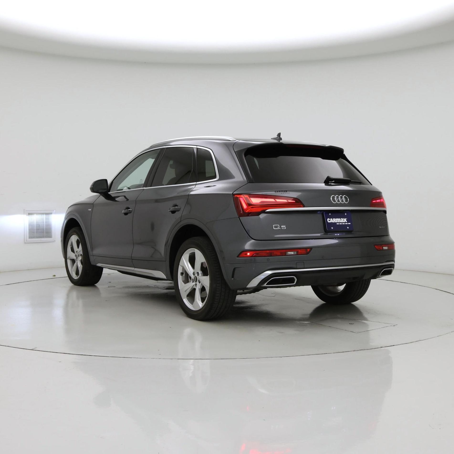 Thumbnail: 2023 Audi Q5 - 2