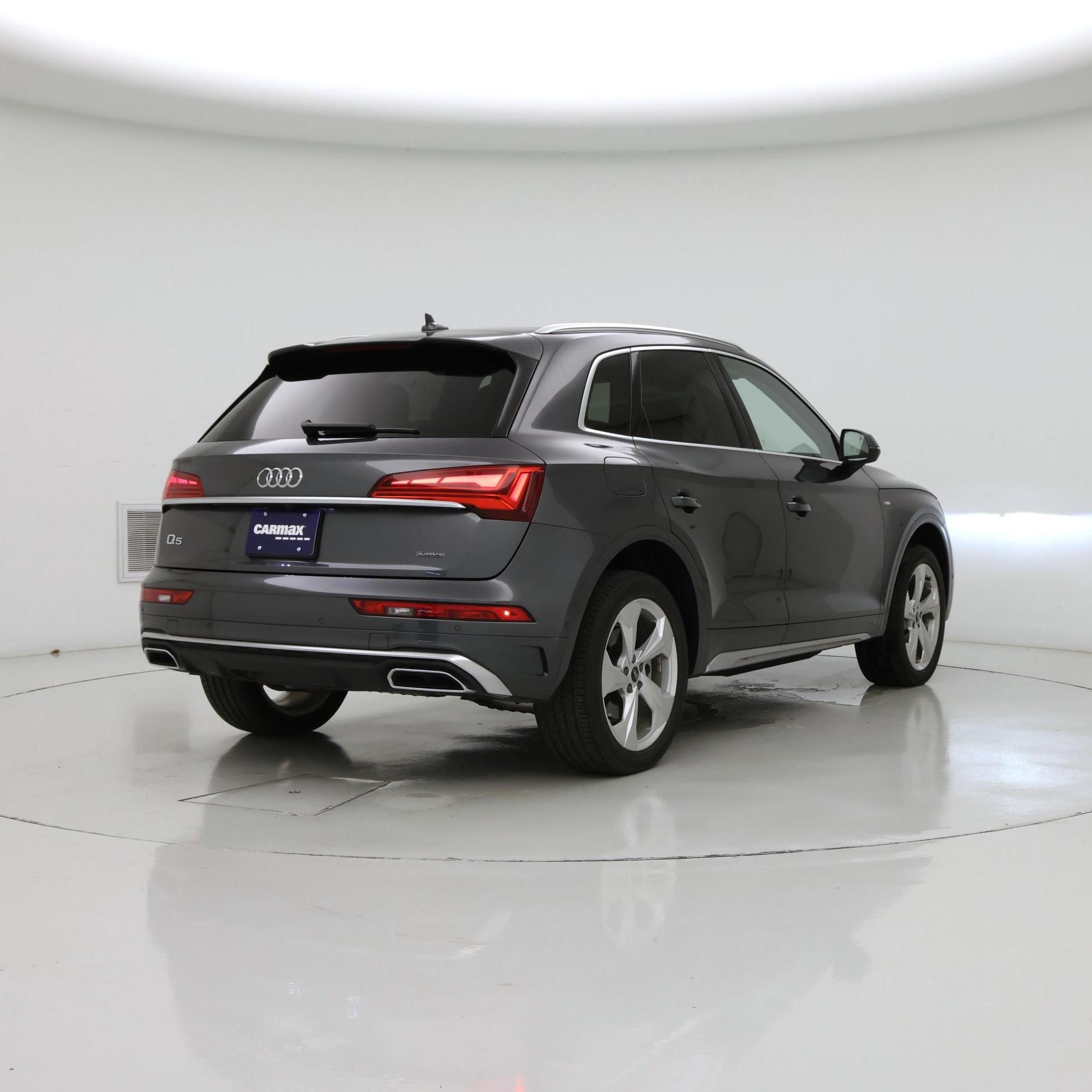 Thumbnail: 2023 Audi Q5 - 8