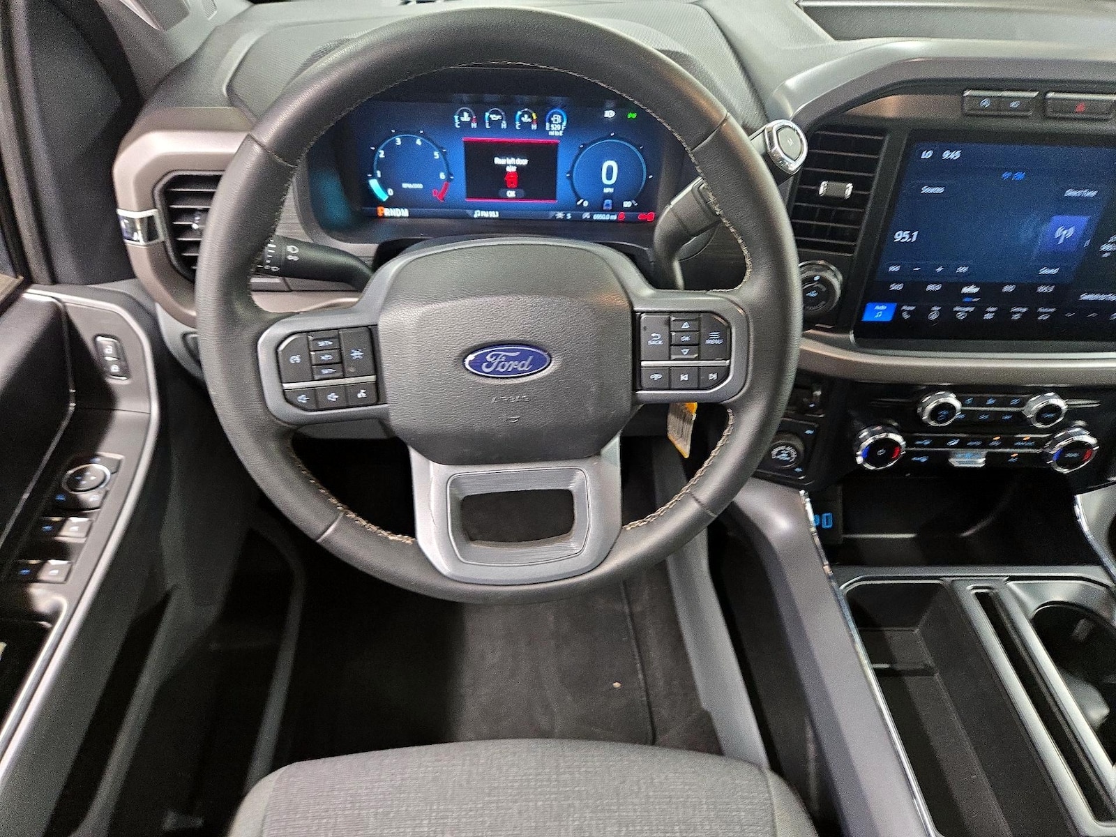 2024 Ford F-150 XLT - Photo 11
