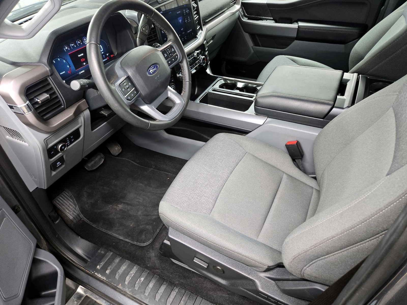2024 Ford F-150 XLT - Photo 12
