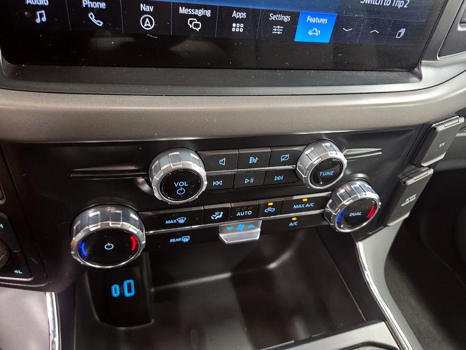 2024 Ford F-150 XLT - Photo 18