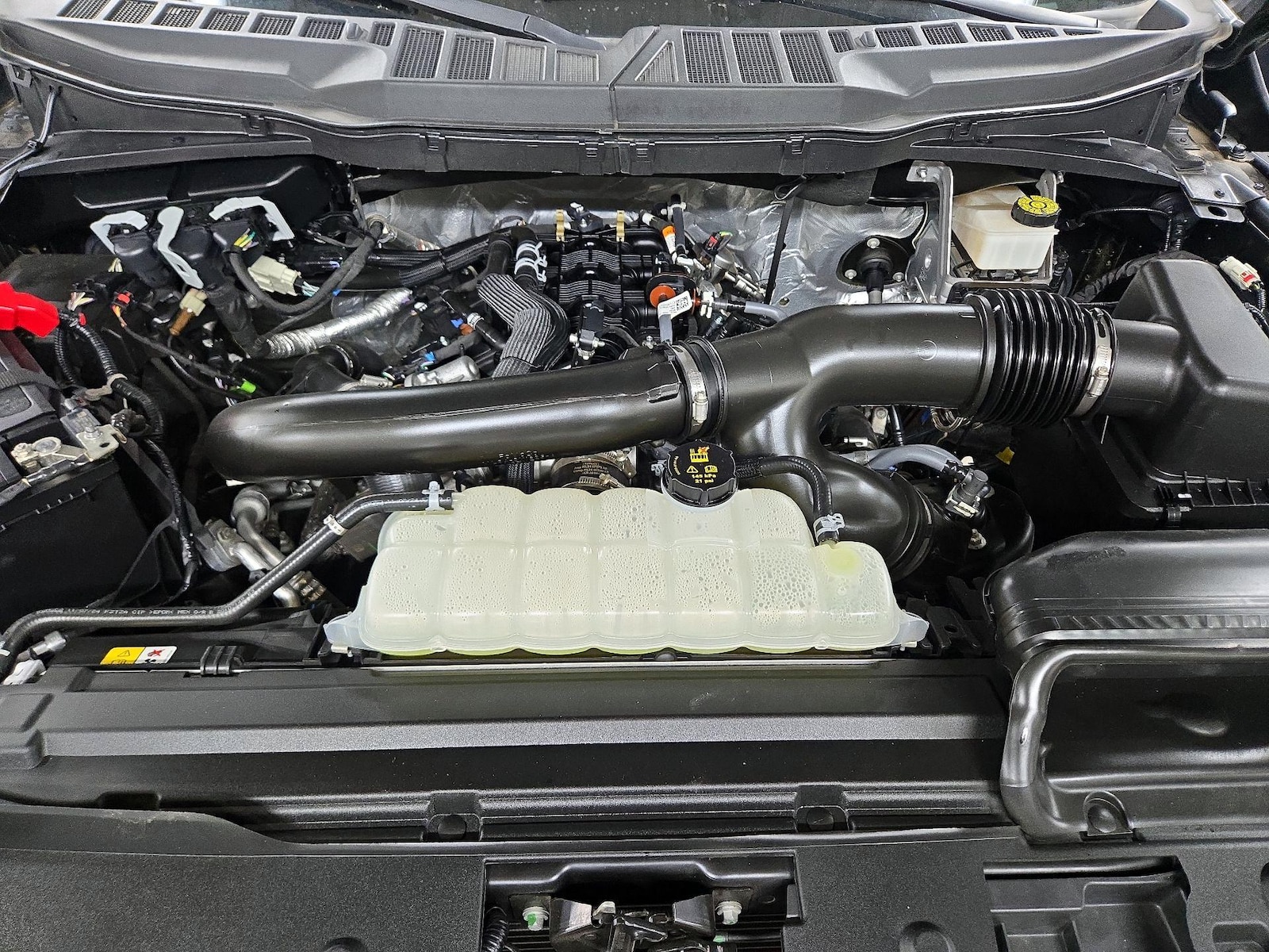 2024 Ford F-150 XLT - Photo 23