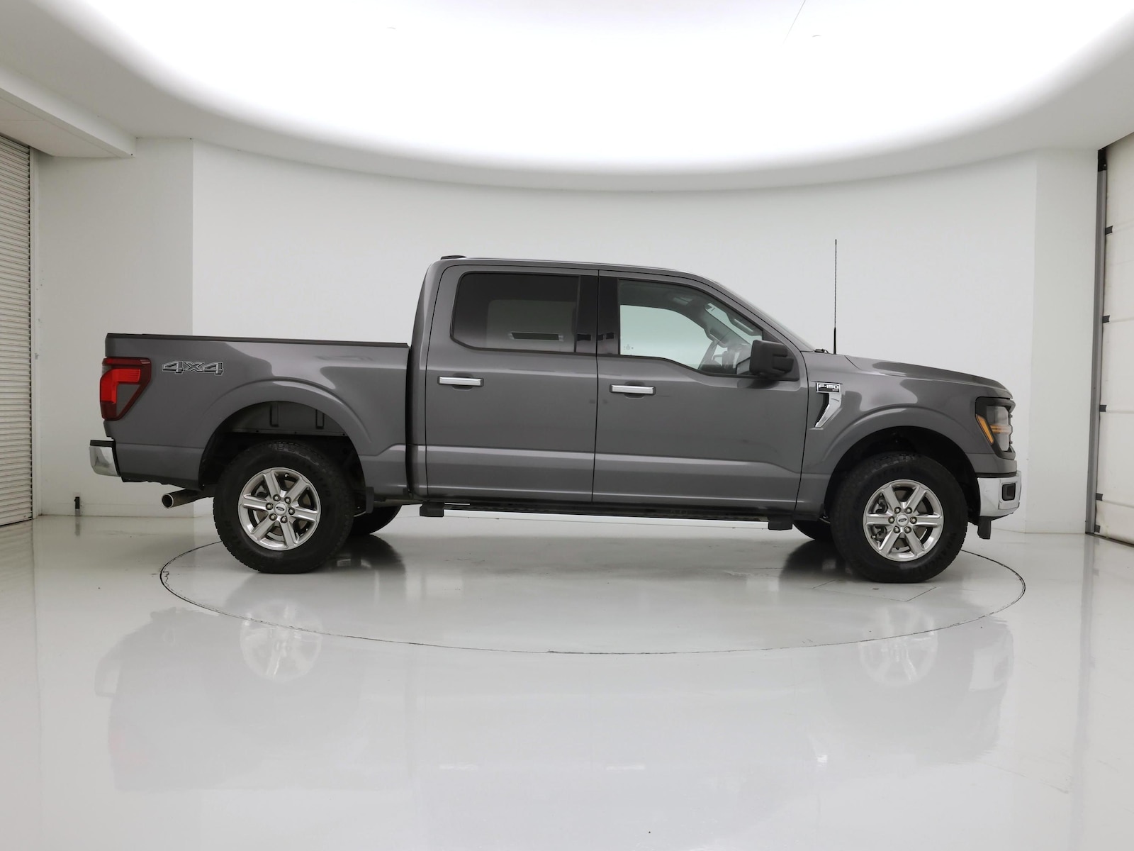 2024 Ford F-150 XLT - Photo 8