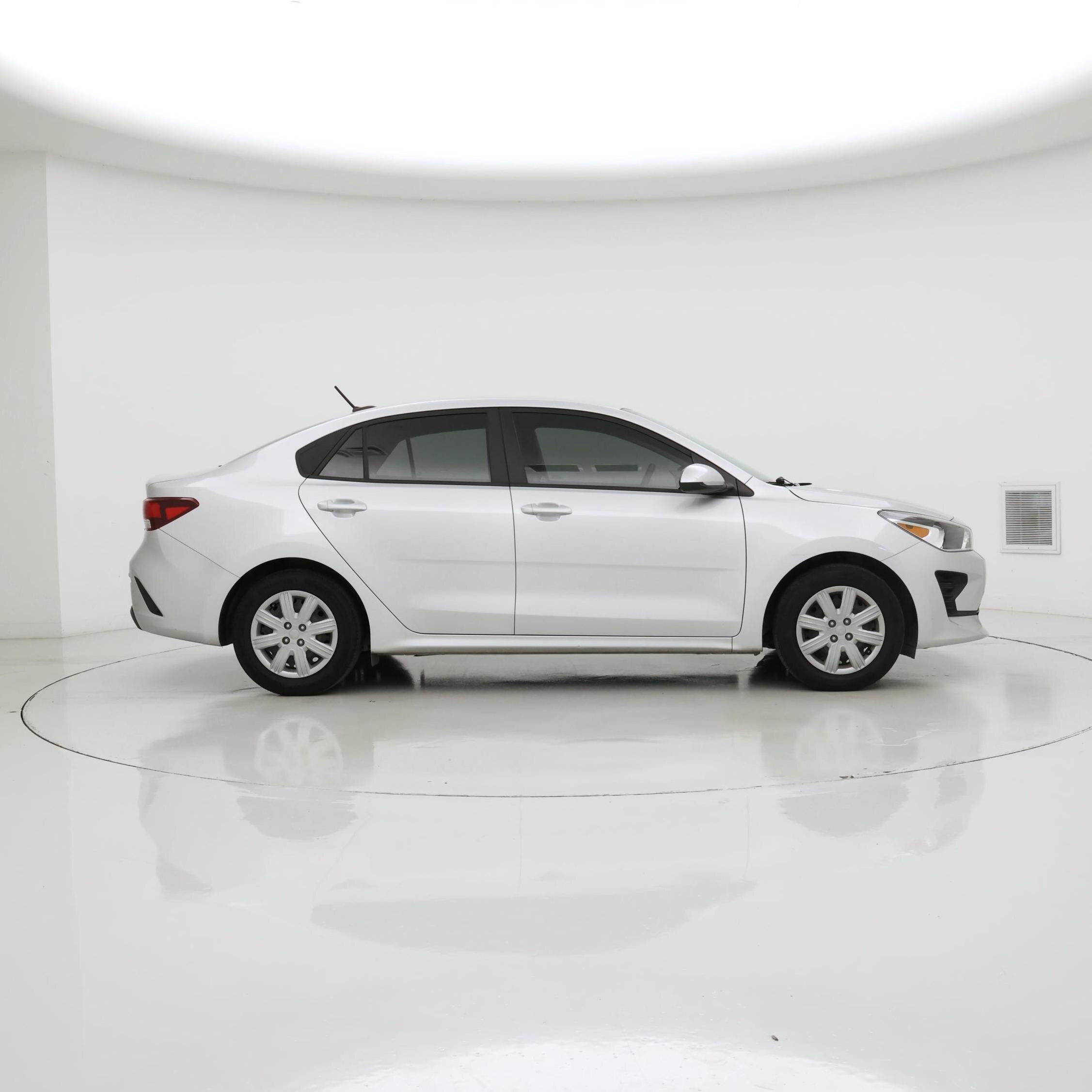 Thumbnail: 2023 Kia Rio - 7