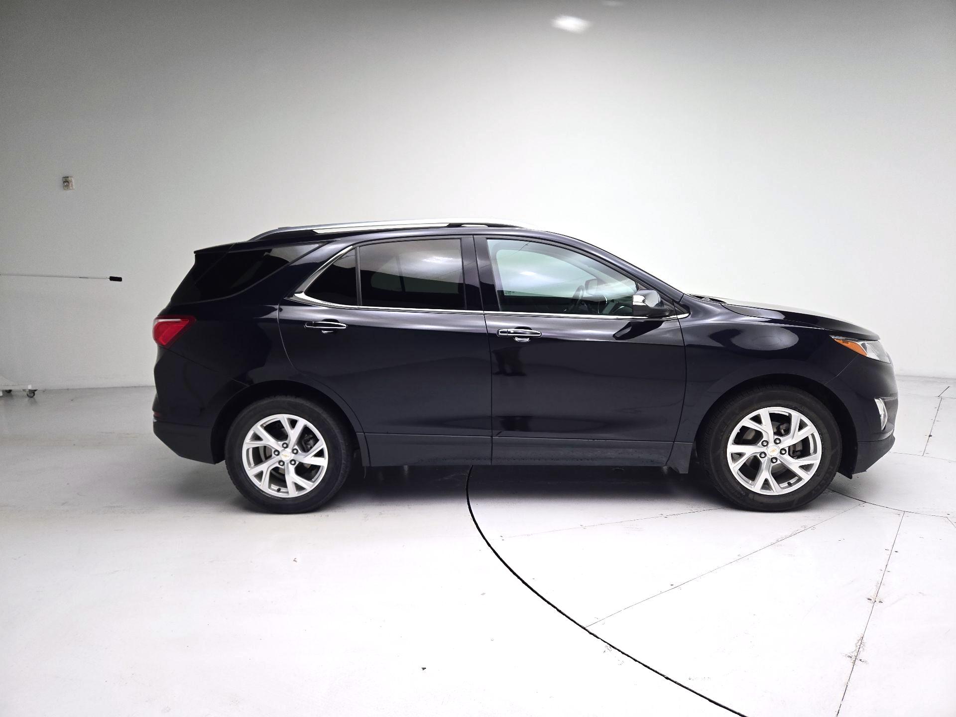 Thumbnail: 2021 Chevrolet Equinox - 4