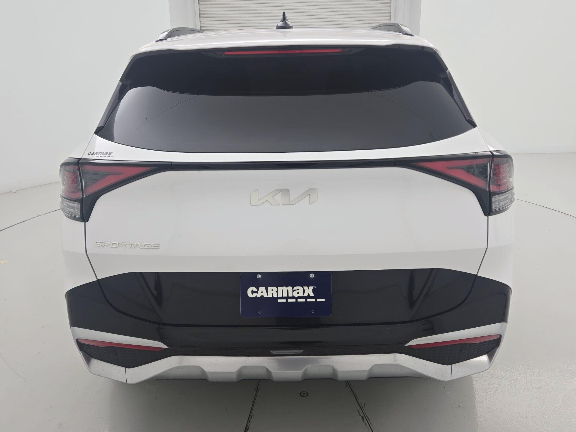 Thumbnail: 2023 Kia Sportage - 6