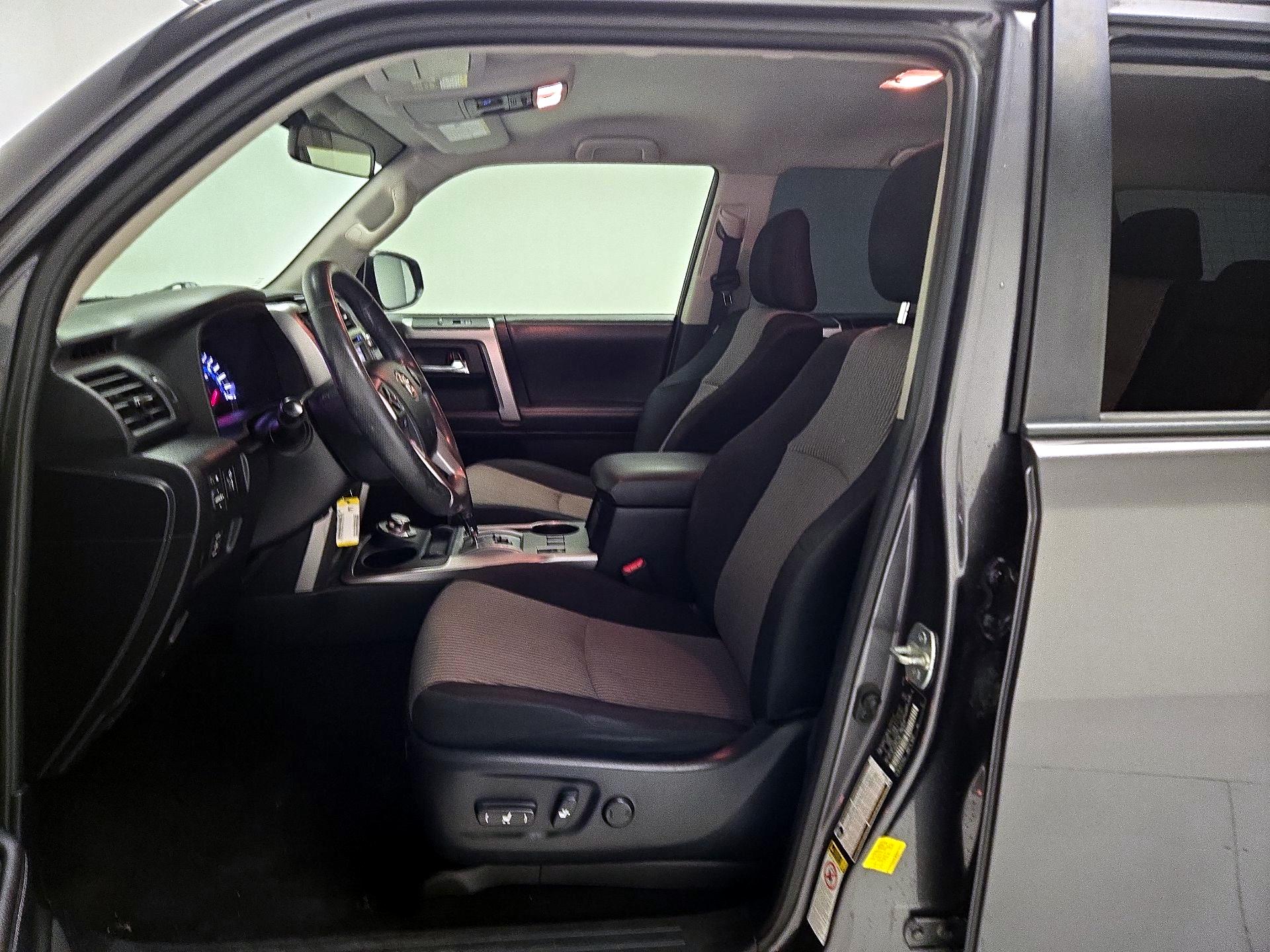 Thumbnail: 2019 Toyota 4Runner - 11