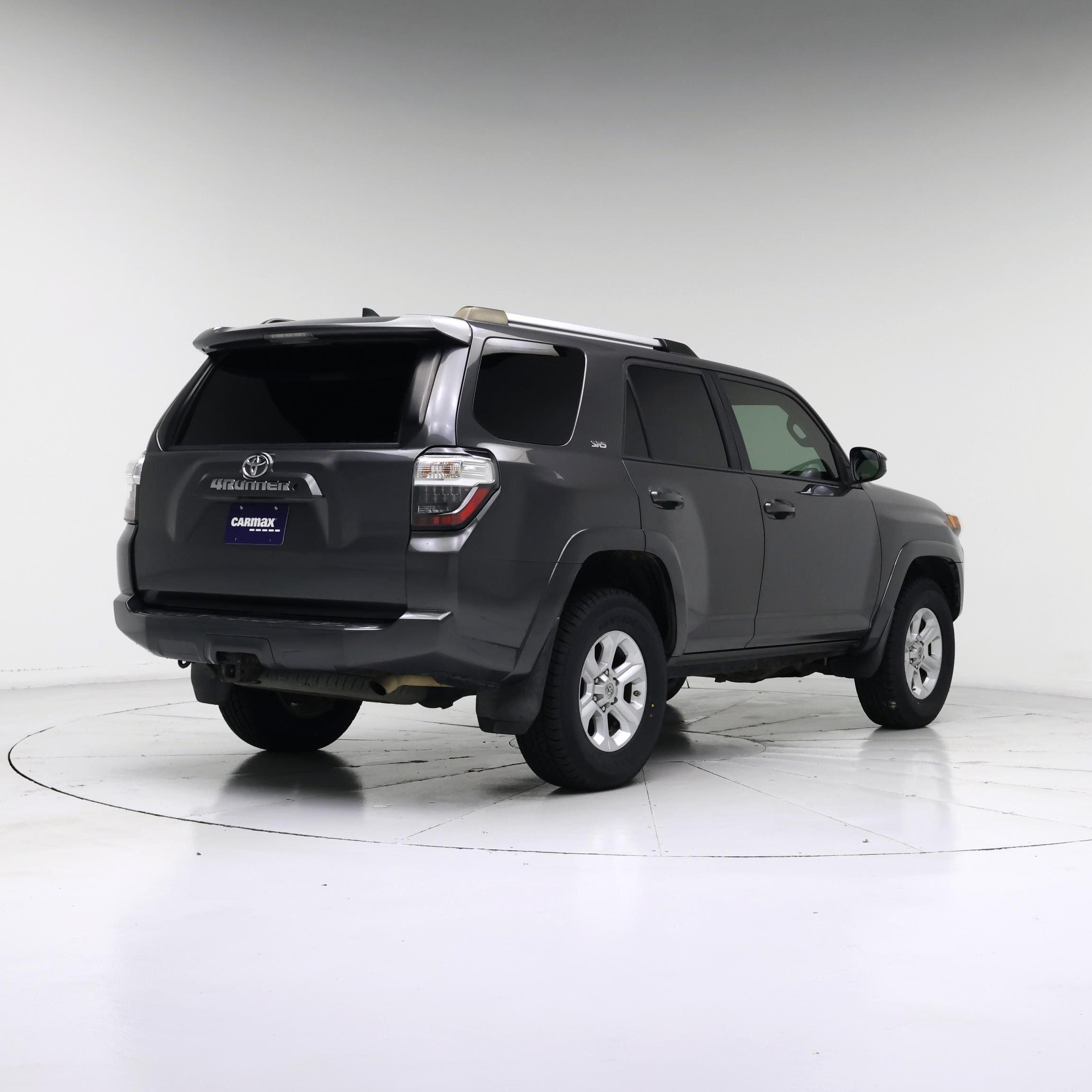 Thumbnail: 2019 Toyota 4Runner - 8