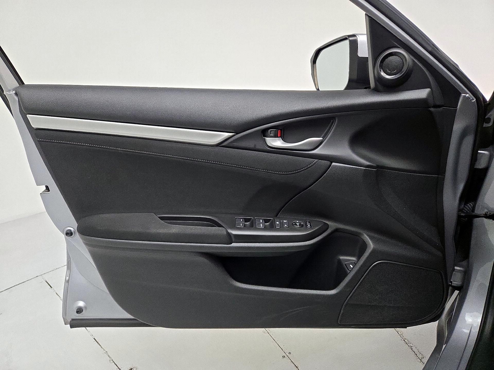 Thumbnail: 2019 Honda Civic - 12