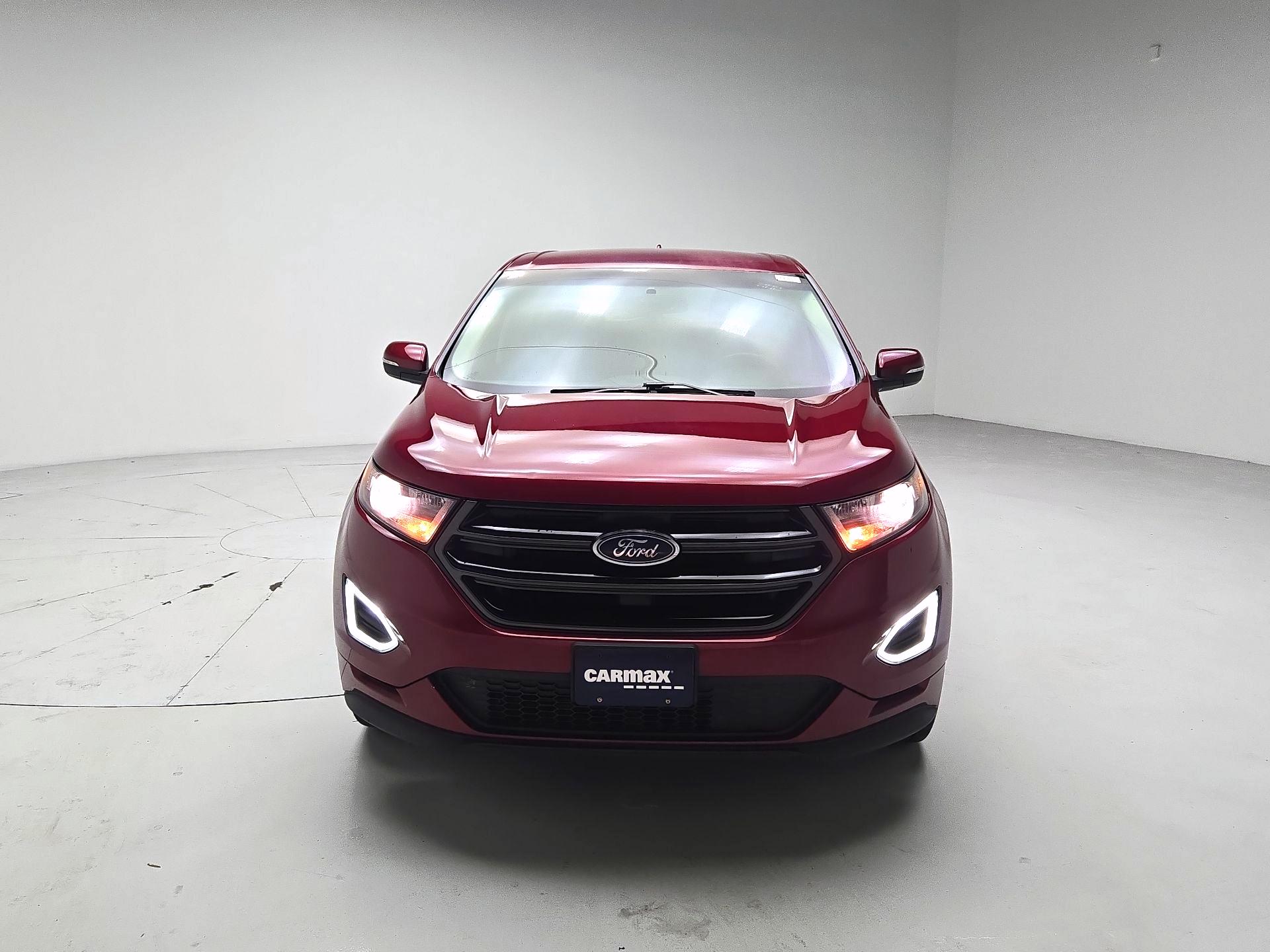Thumbnail: 2015 Ford Edge - 2