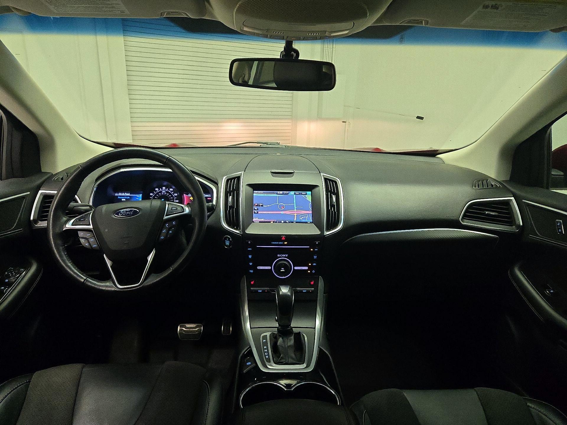 Thumbnail: 2015 Ford Edge - 8