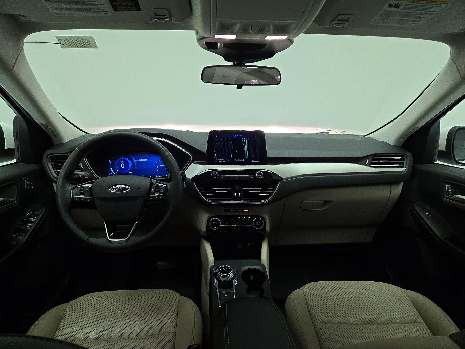 Thumbnail: 2021 Ford Escape - 9