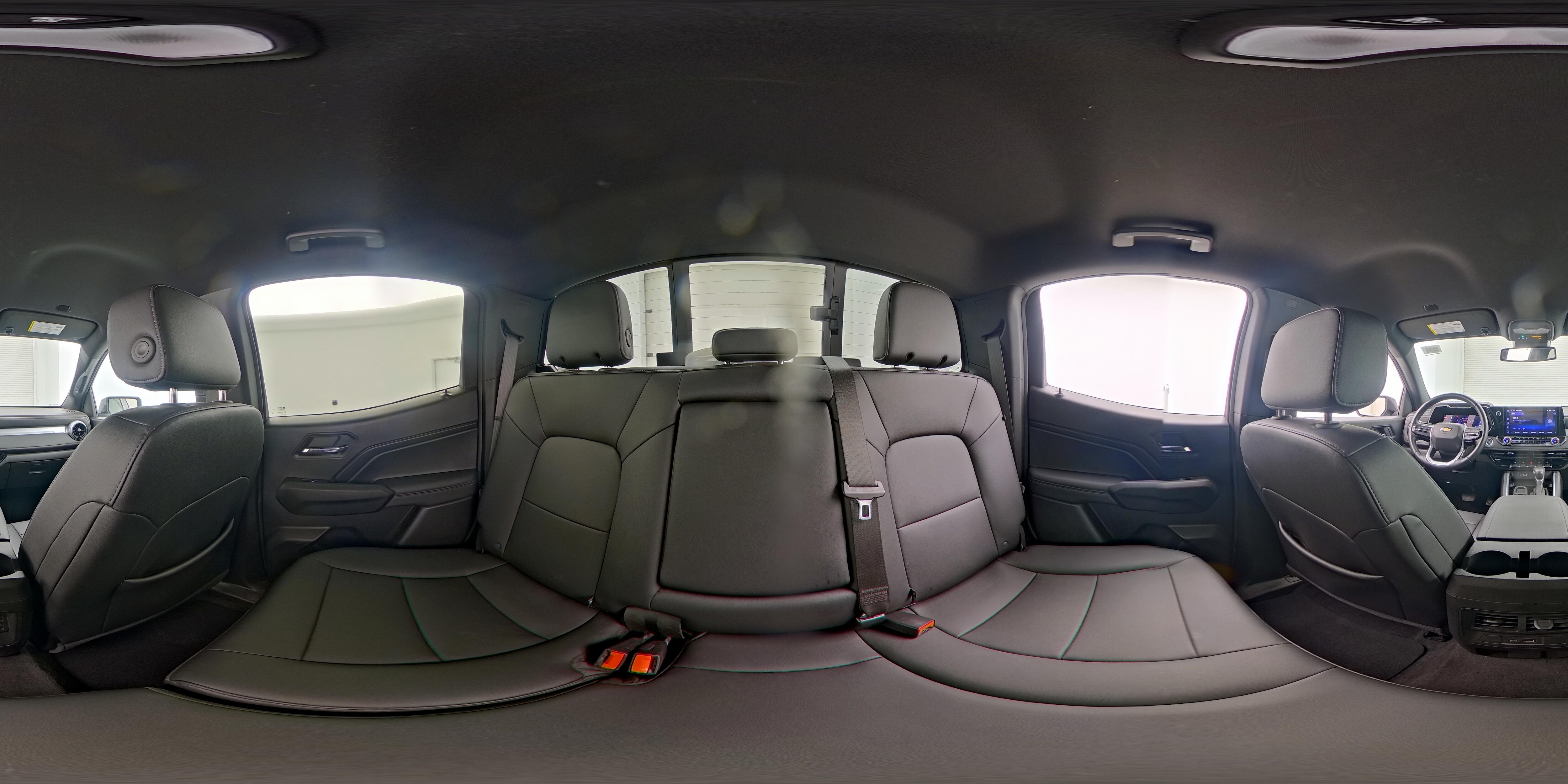 2025 Chevrolet Colorado LT - Photo 25