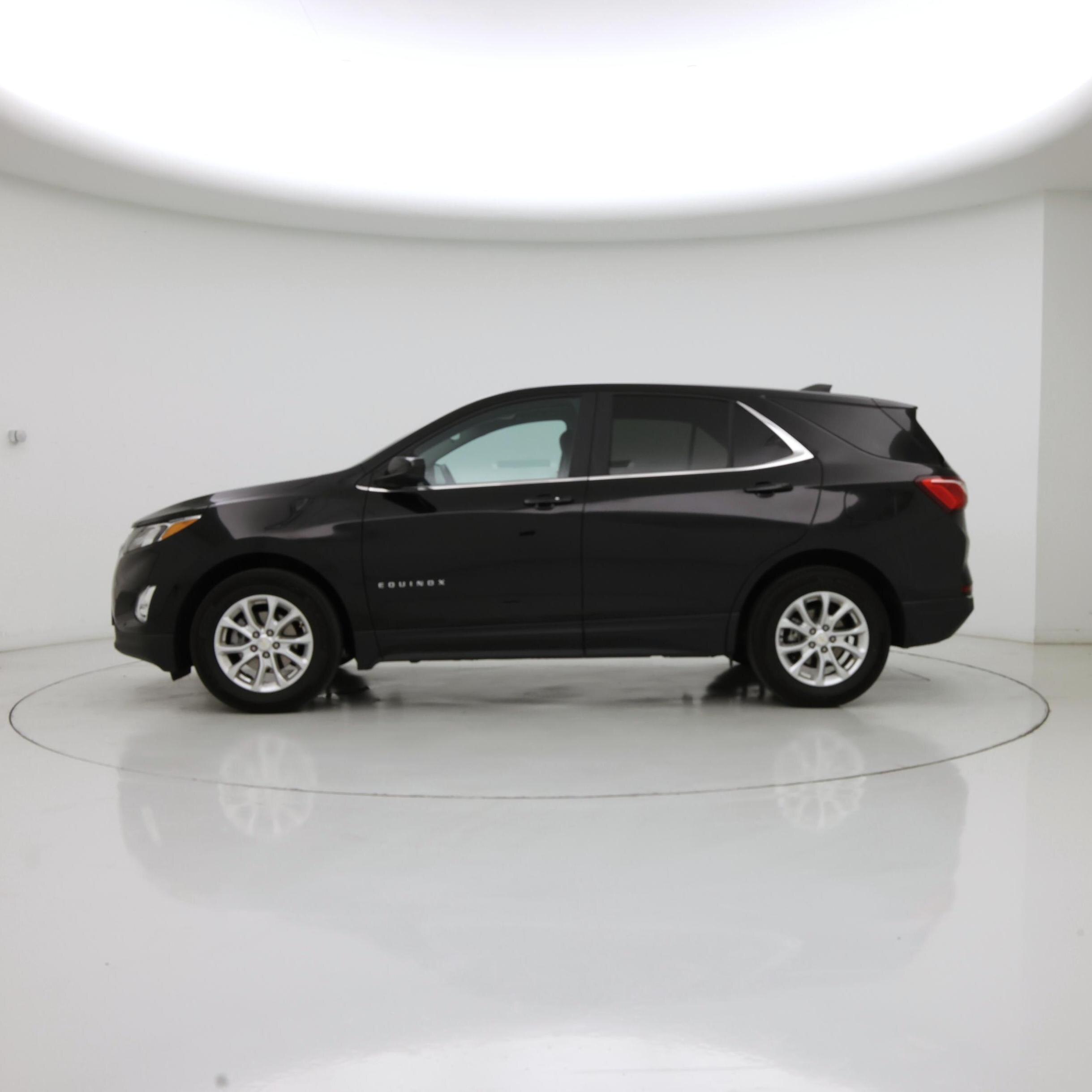 Thumbnail: 2021 Chevrolet Equinox - 3