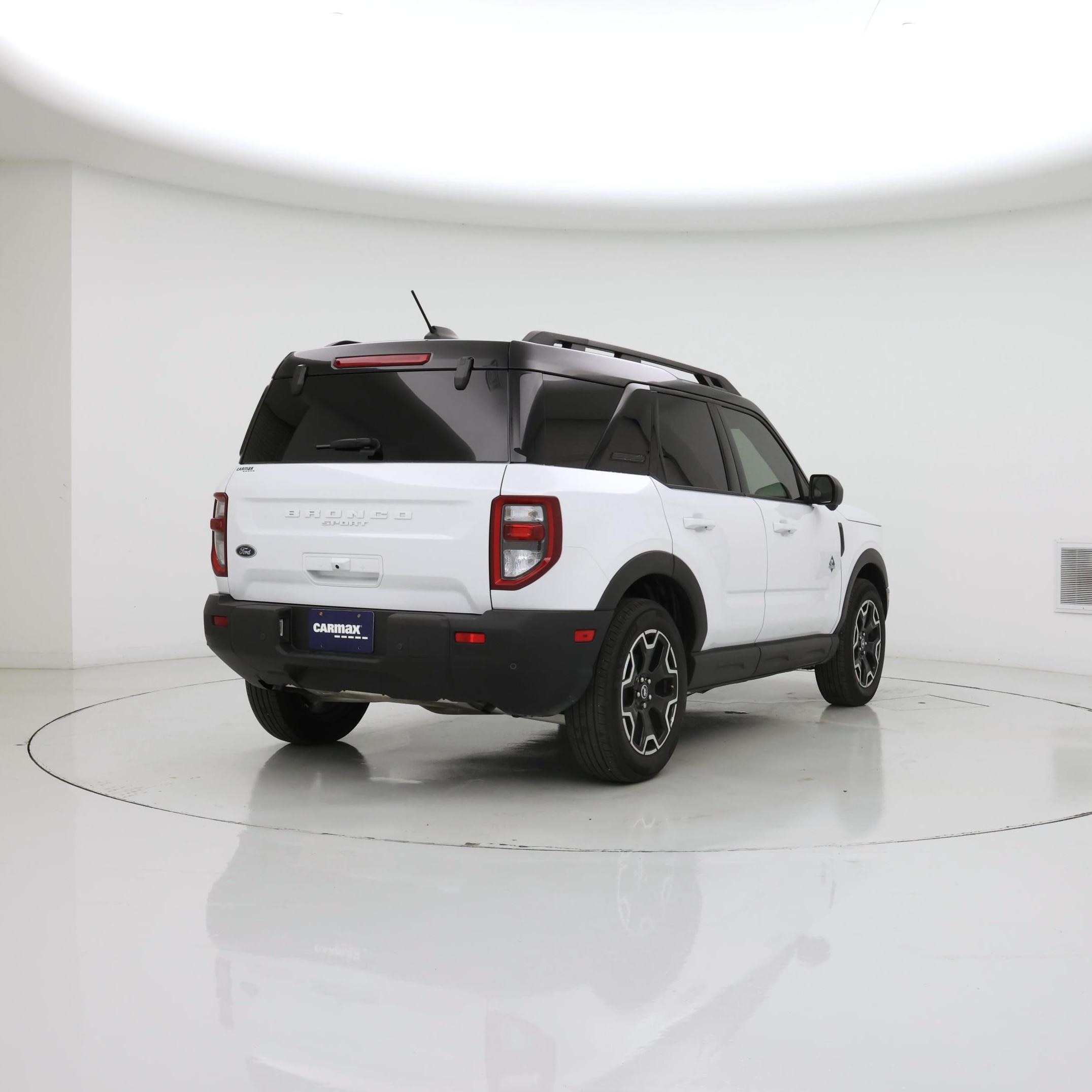 Thumbnail: 2025 Ford Bronco Sport - 8
