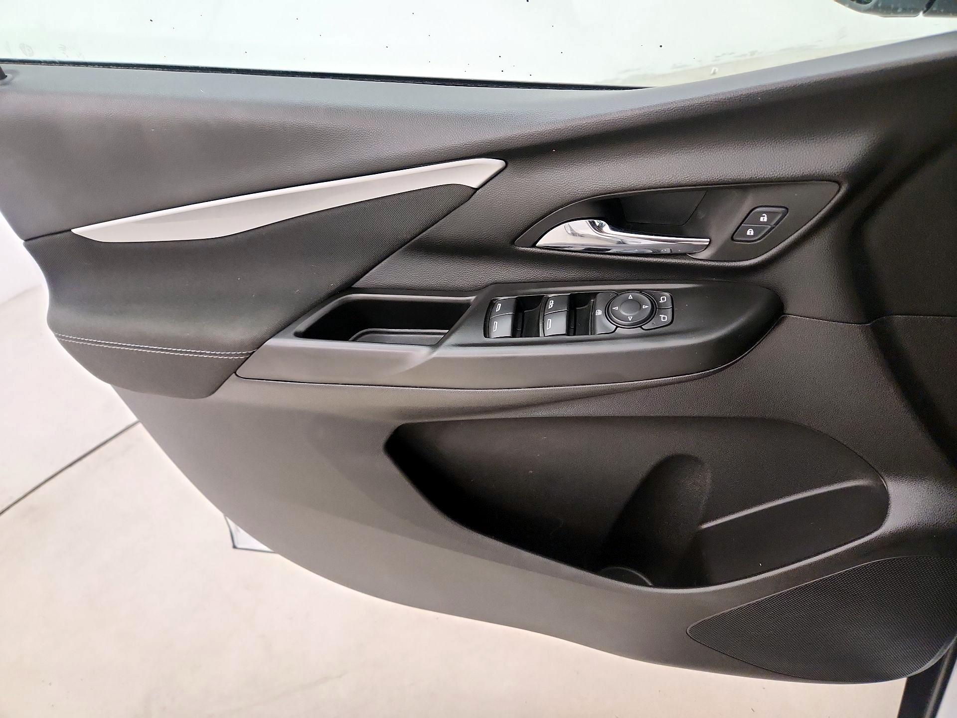Thumbnail: 2023 Chevrolet Bolt EV - 12