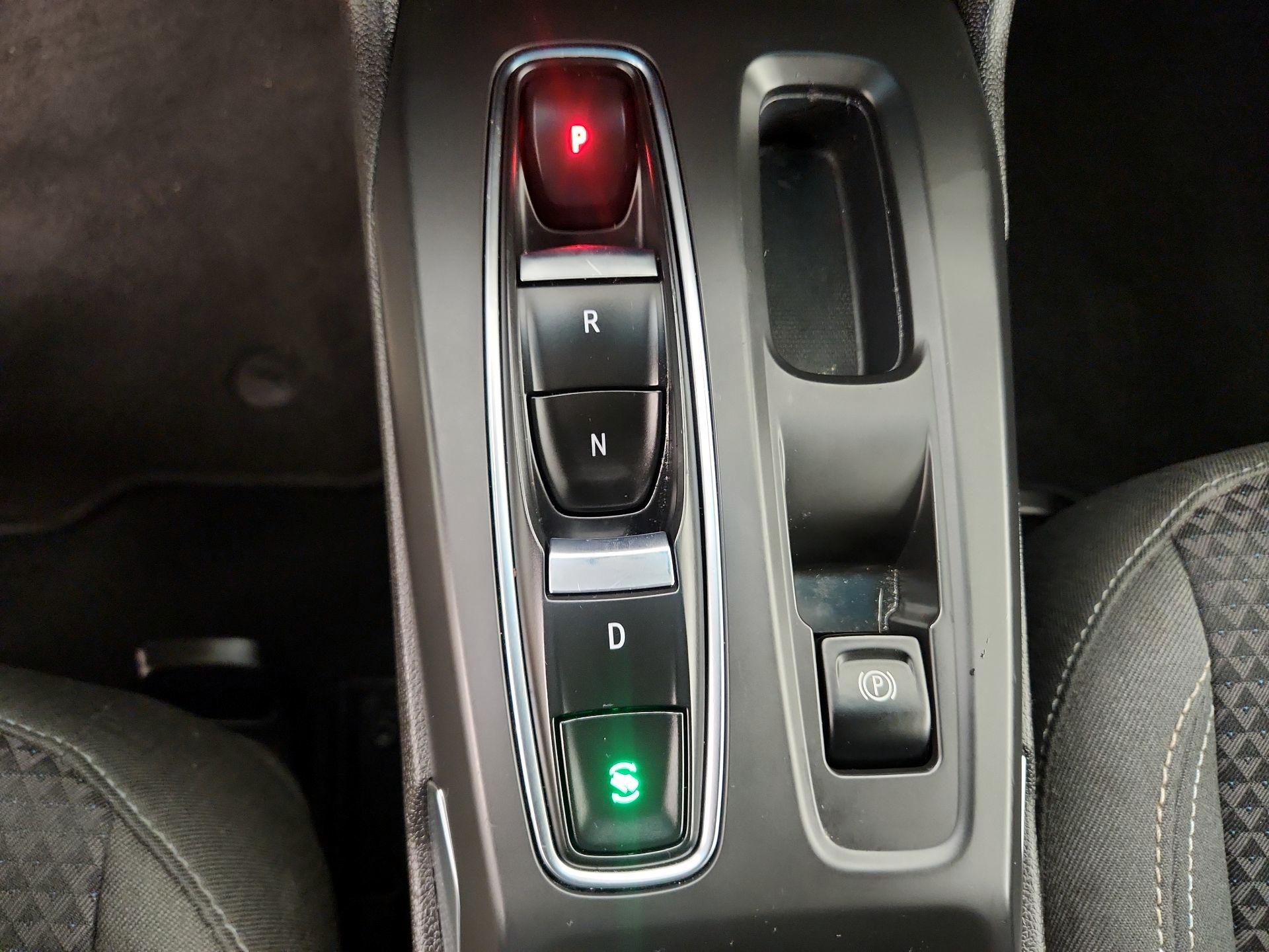 Thumbnail: 2023 Chevrolet Bolt EV - 17