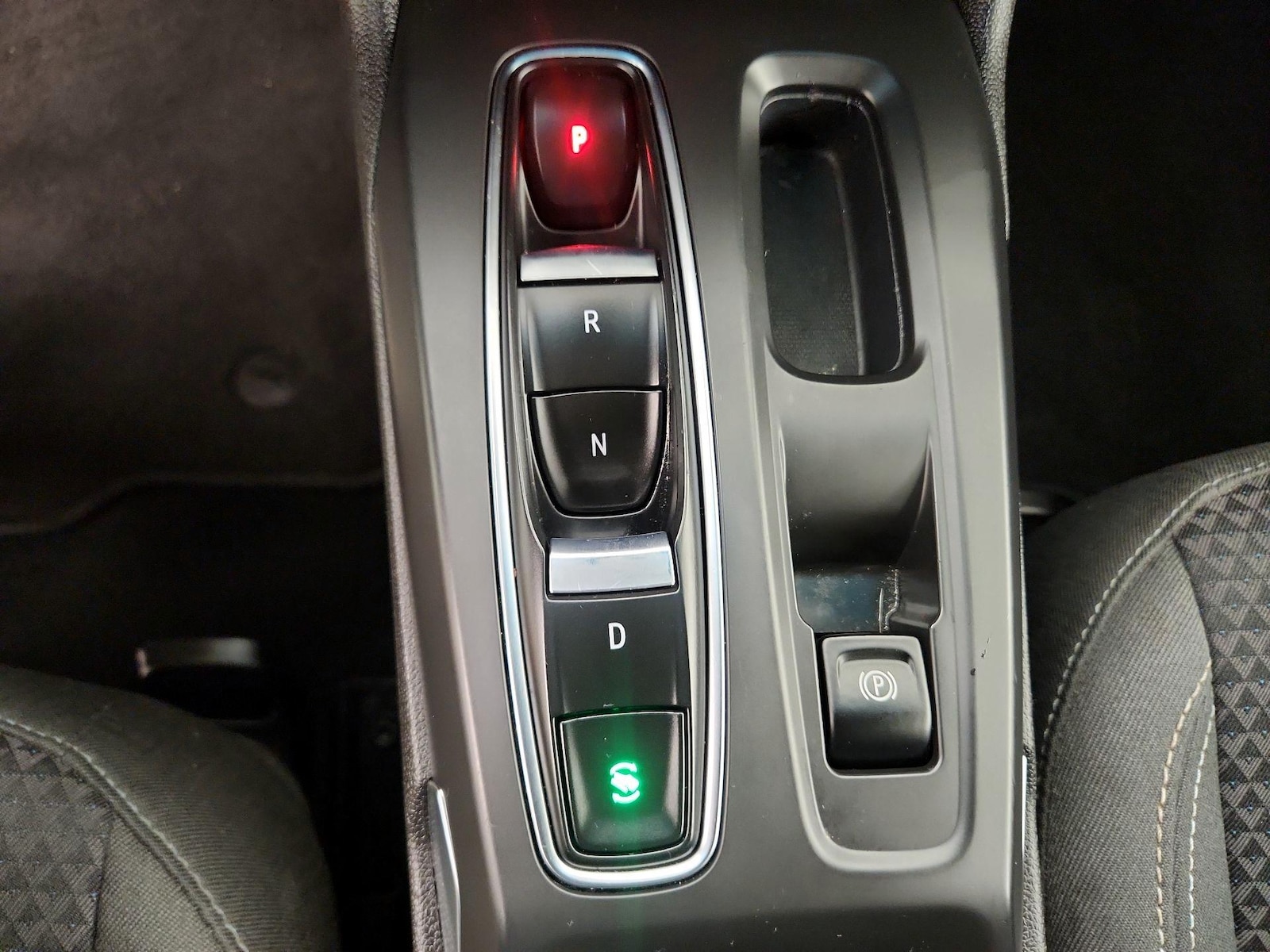 2023 Chevrolet Bolt EV LT - Photo 18