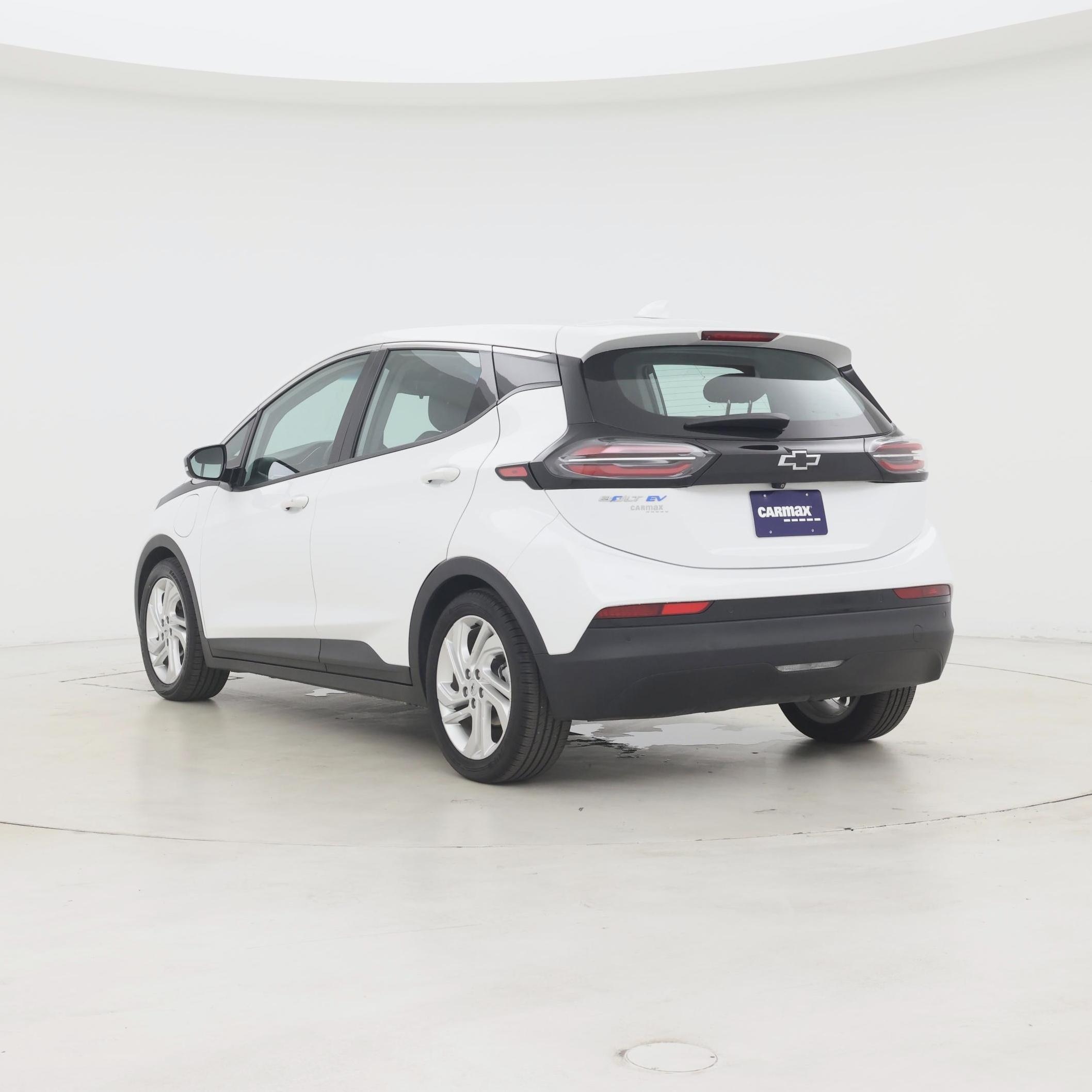 Thumbnail: 2023 Chevrolet Bolt EV - 2