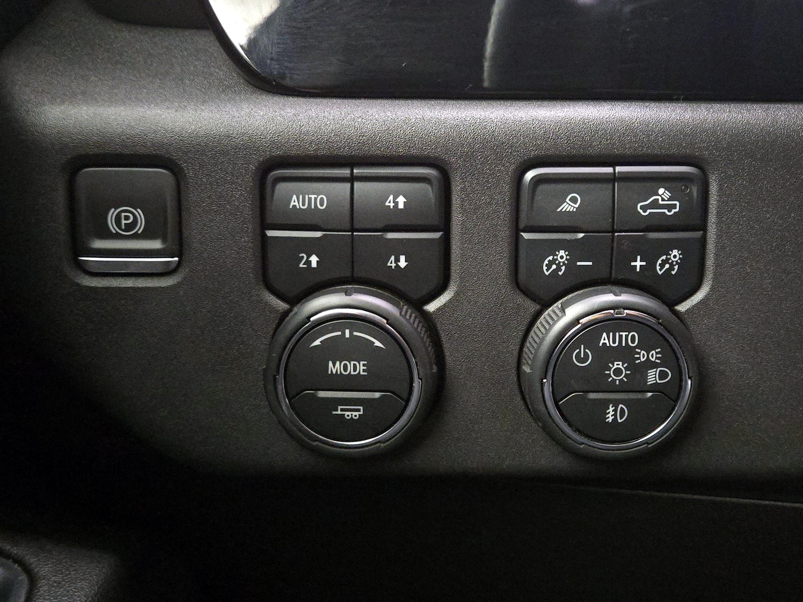2024 Chevrolet Silverado 1500 LTZ - Photo 14