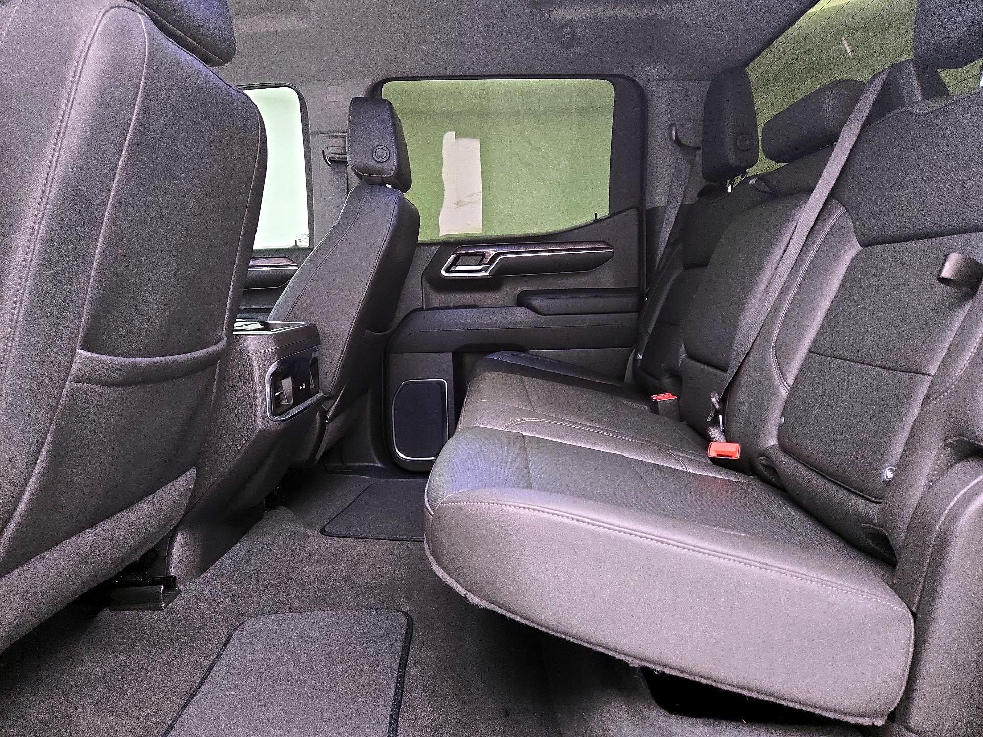 Thumbnail: 2024 Chevrolet Silverado 1500 - 20
