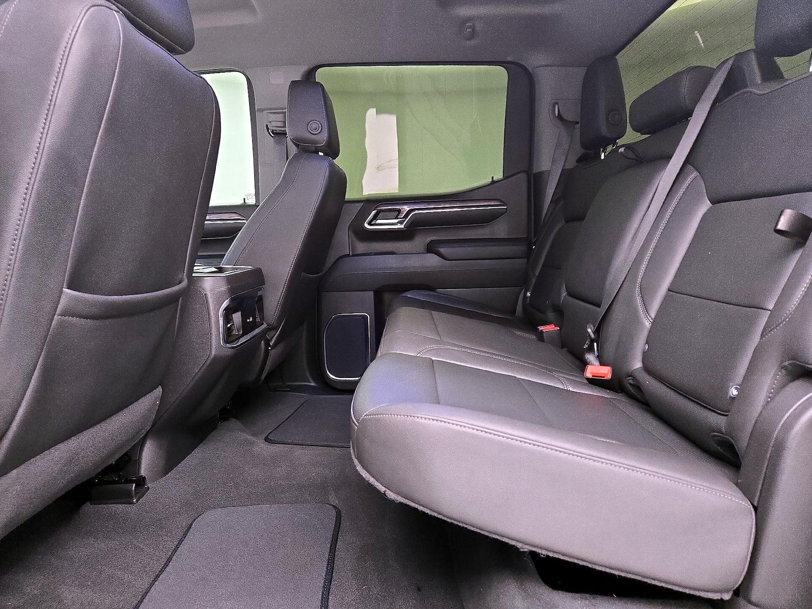 2024 Chevrolet Silverado 1500 LTZ - Photo 21