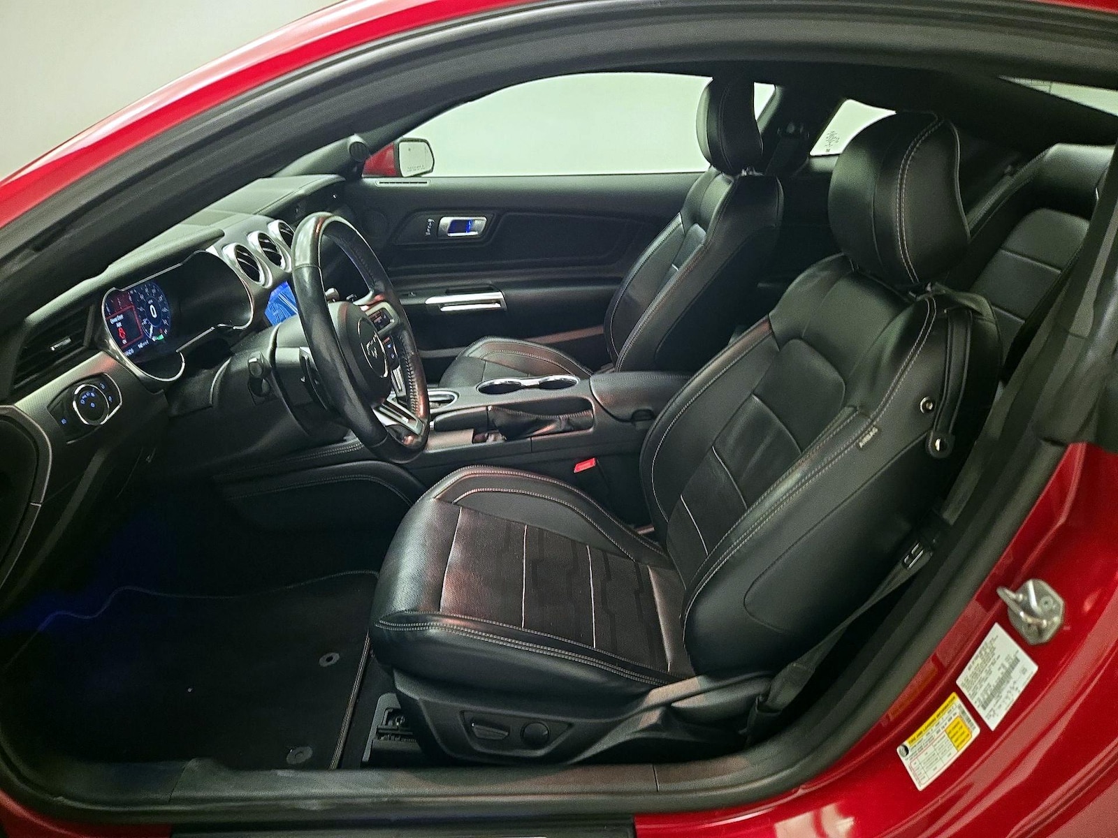 2020 Ford Mustang EcoBoost Premium - Photo 10