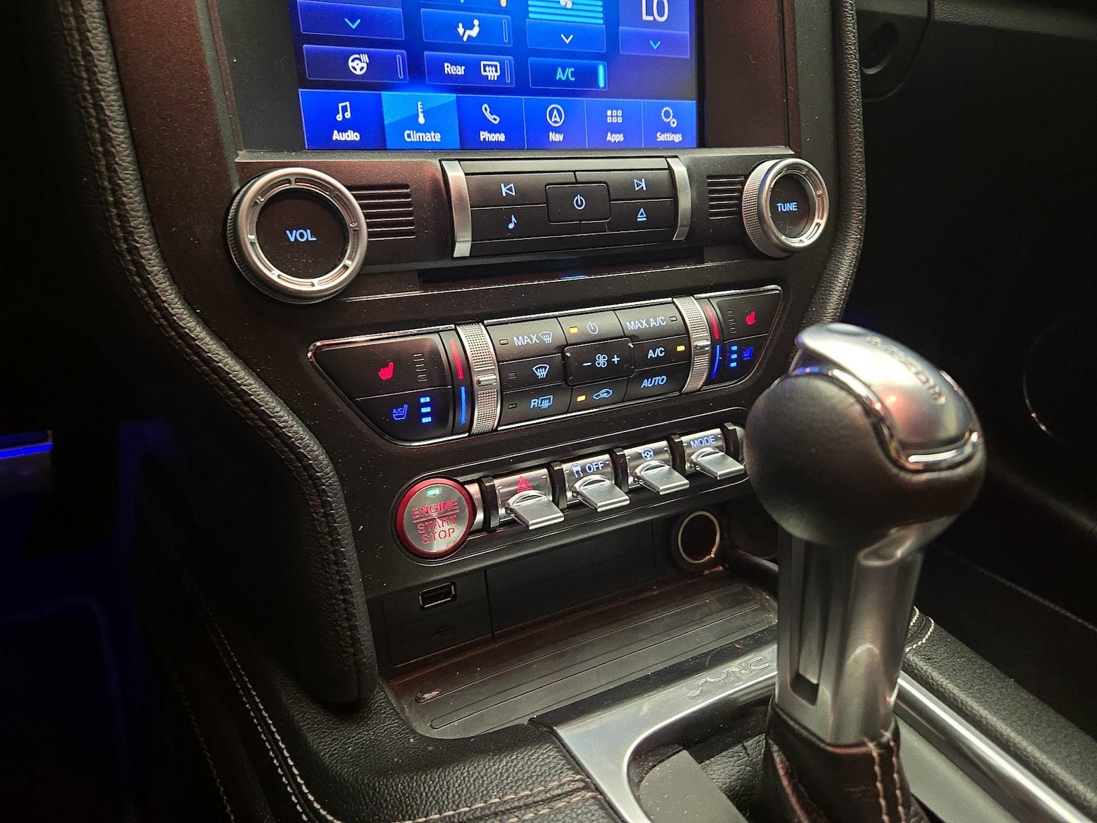 2020 Ford Mustang EcoBoost Premium - Photo 16